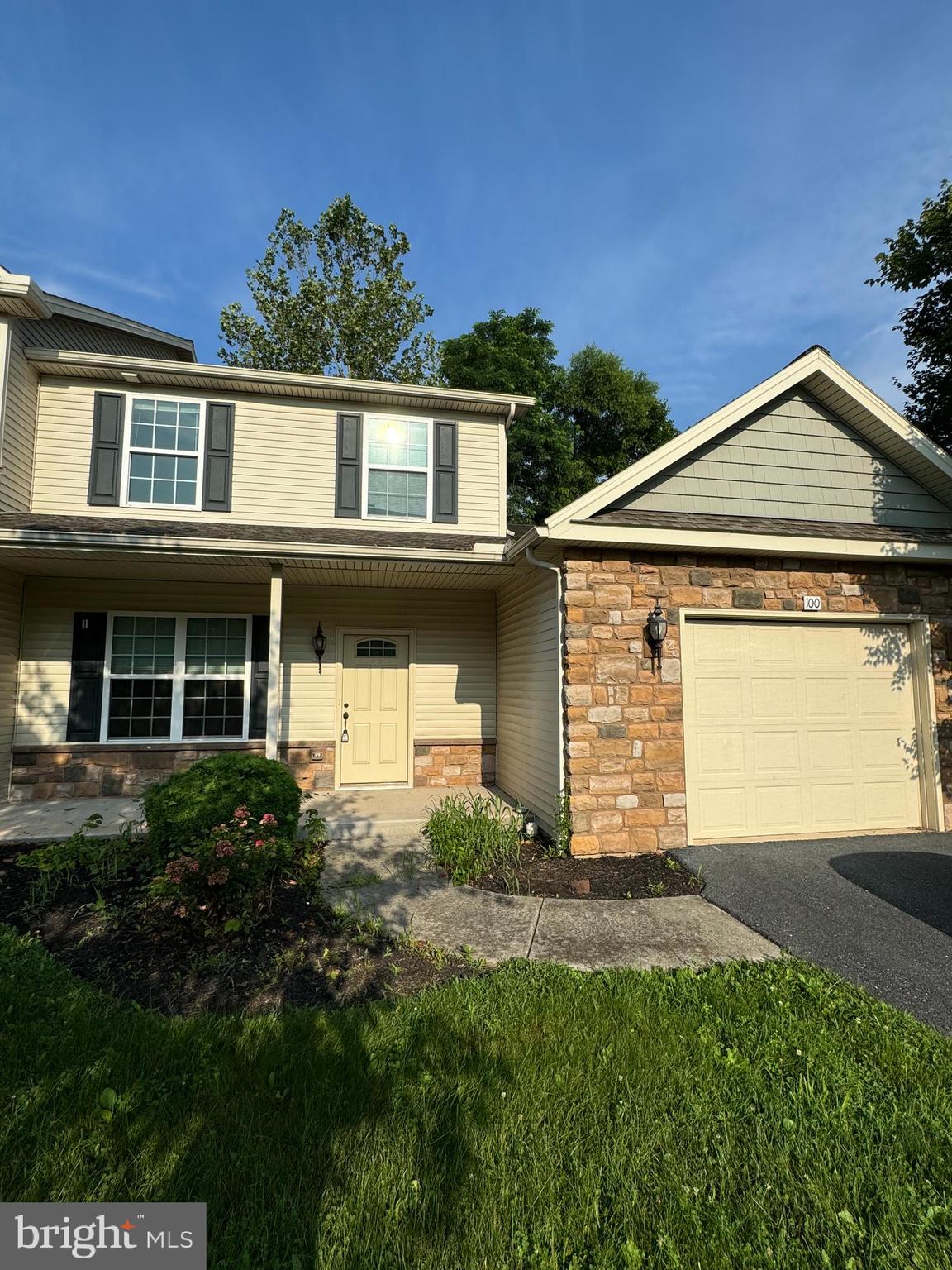 Spacious 3-bedroom, 2-bathroom end-unit townhouse with abundant natural light. The kitchen offers direct access to the rear patio and is equipped with an oven and microwave. The home features a single-car garage, and interior painting is needed throughout, providing an excellent opportunity for buyers to customize and make this property their own. Conveniently located near major highways, offering easy access to Harrisburg, York, and Mechanicsburg. Property is being sold in strictly as is condition.