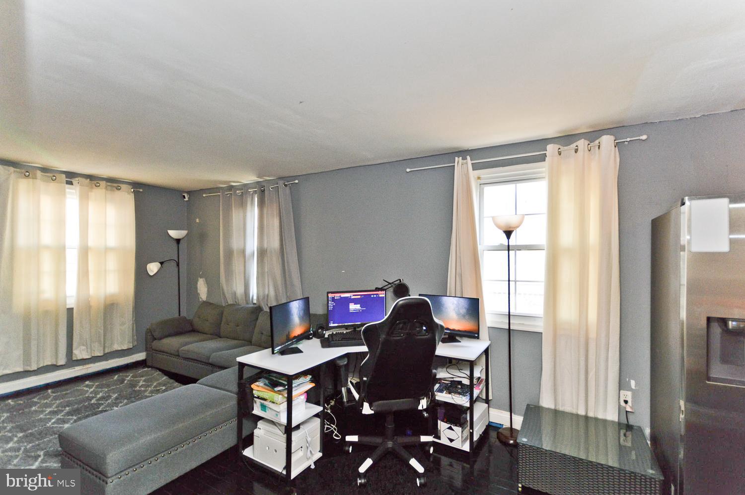 CARMODY HILLS - Residential