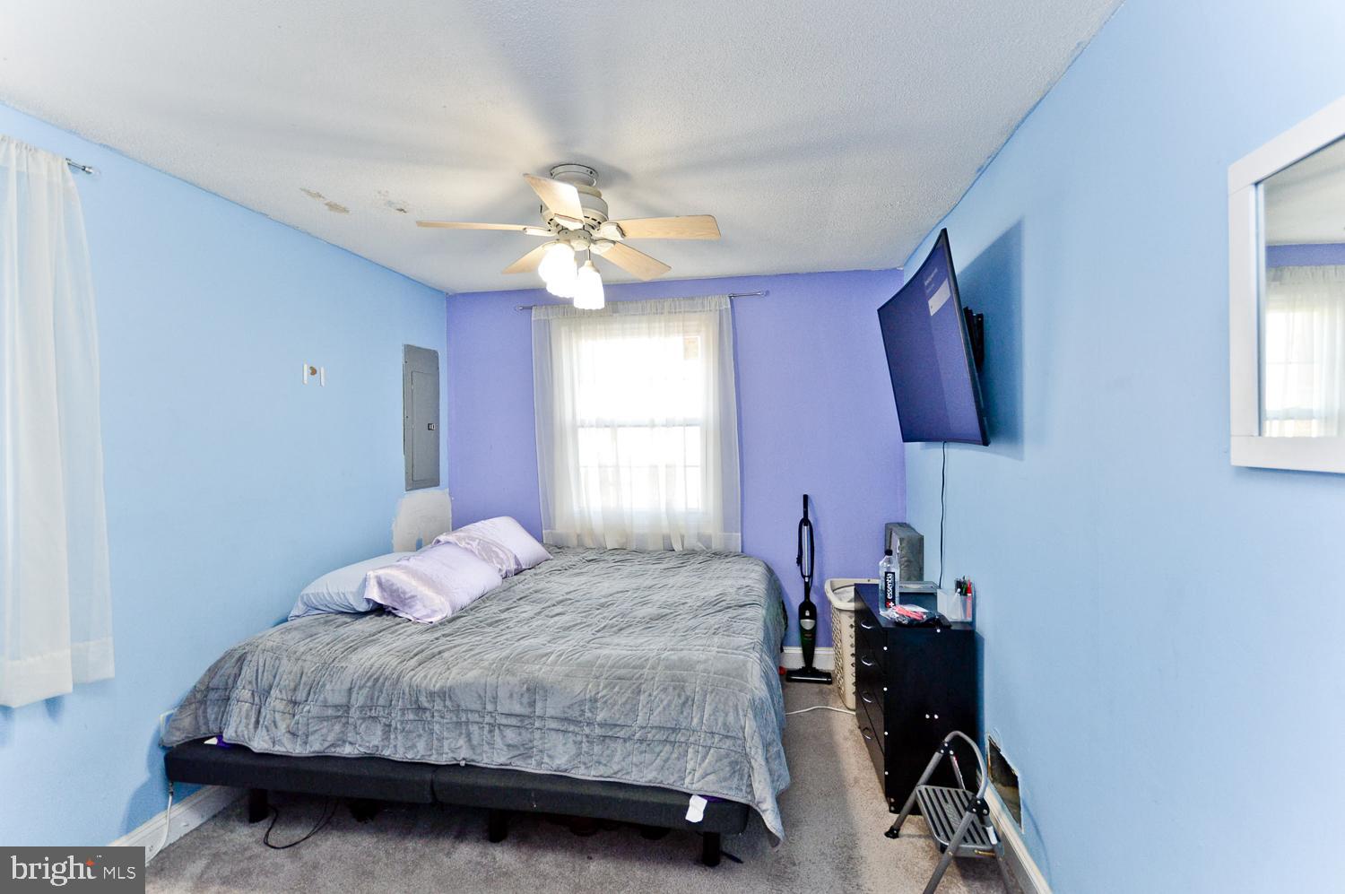 CARMODY HILLS - Residential