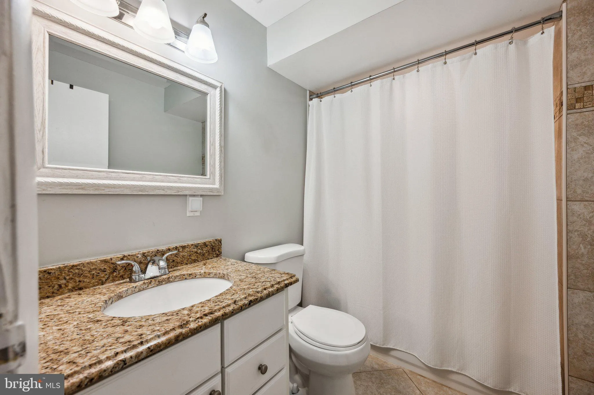 Columbia, Maryland 21045, United States, 4 Bedrooms Bedrooms, ,3 BathroomsBathrooms,Residential,Pending,123423