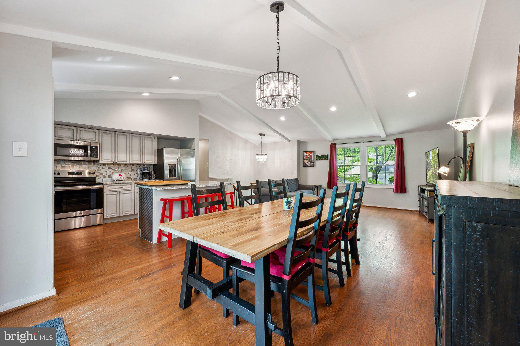 VILLAGE OF LONG REACH - Residential