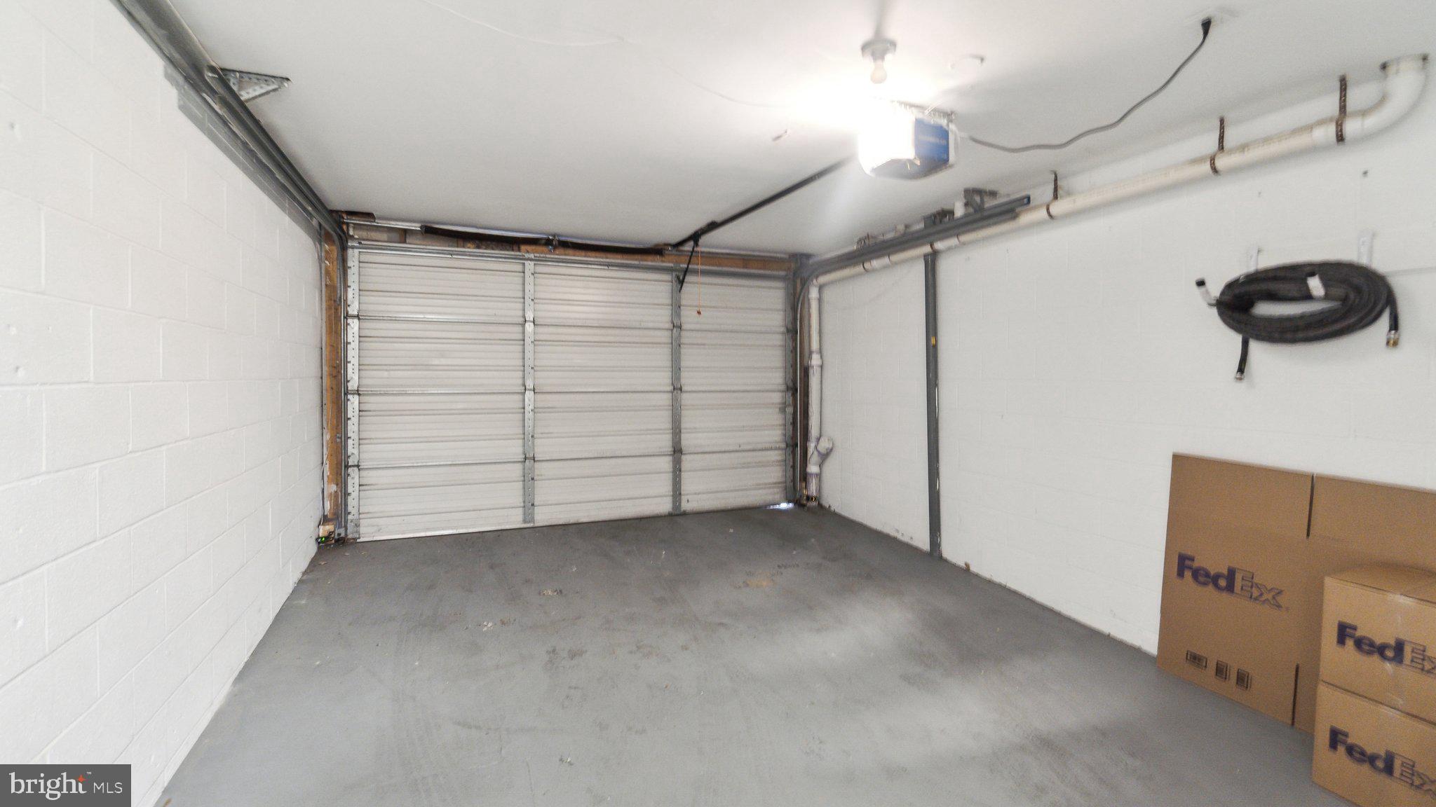 LOGAN CIRCLE - Residential