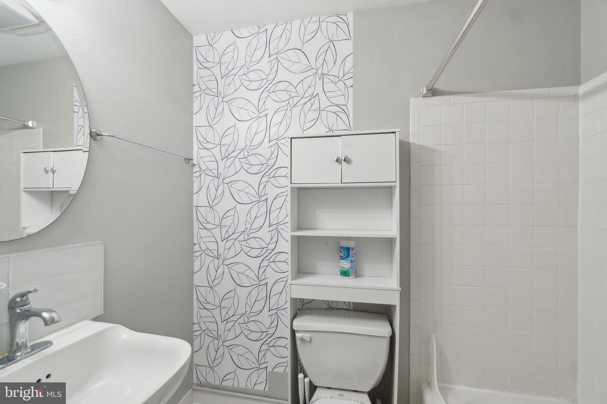 LOGAN CIRCLE - Residential