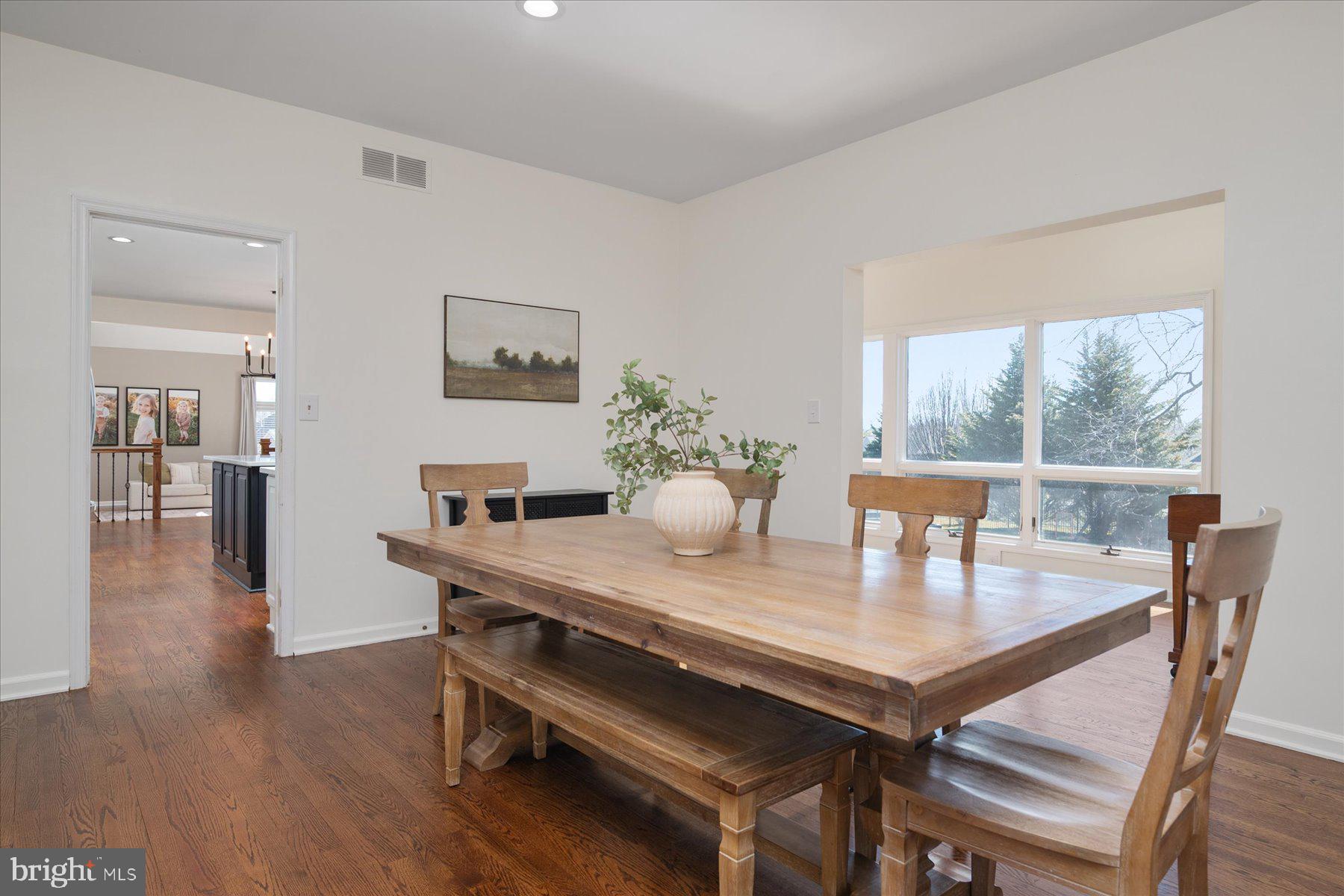 OAKMONT GREEN - Residential