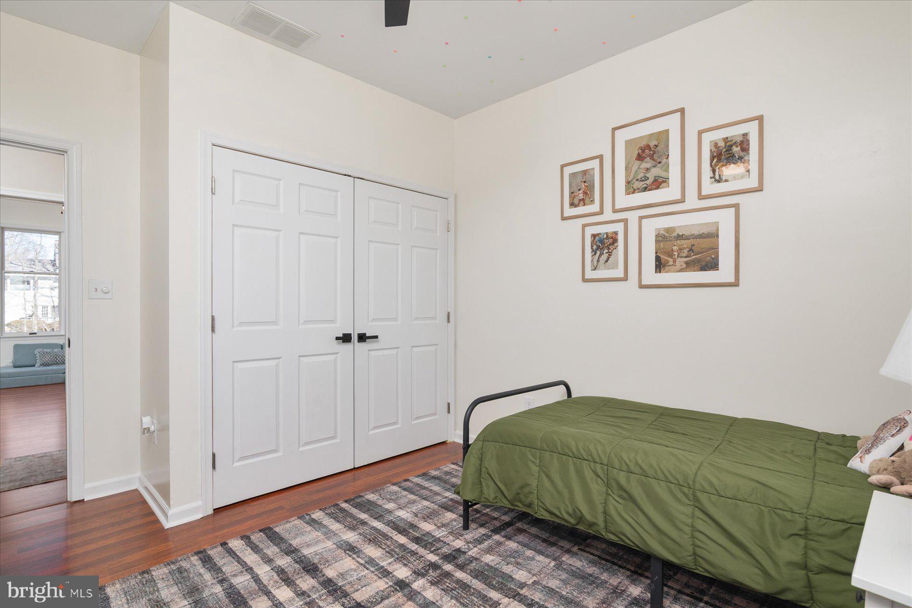 OAKMONT GREEN - Residential