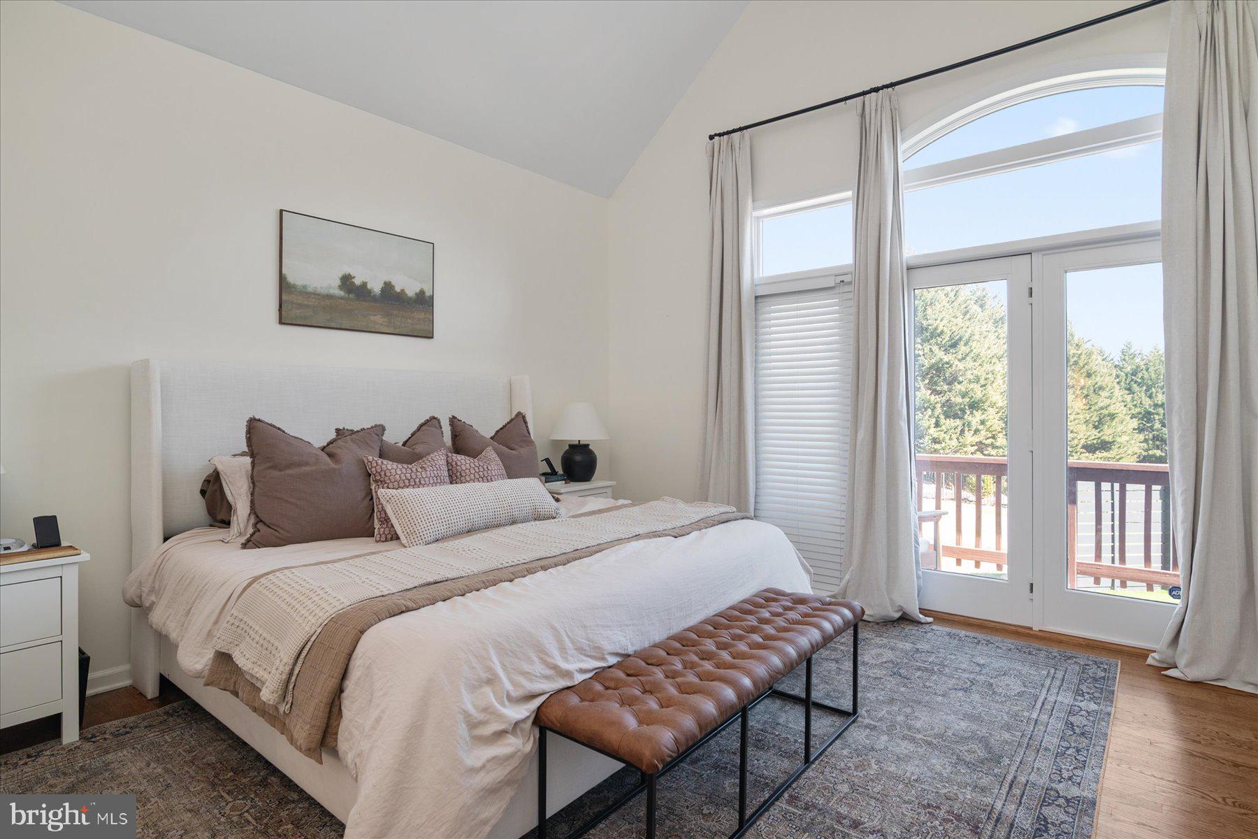 OAKMONT GREEN - Residential