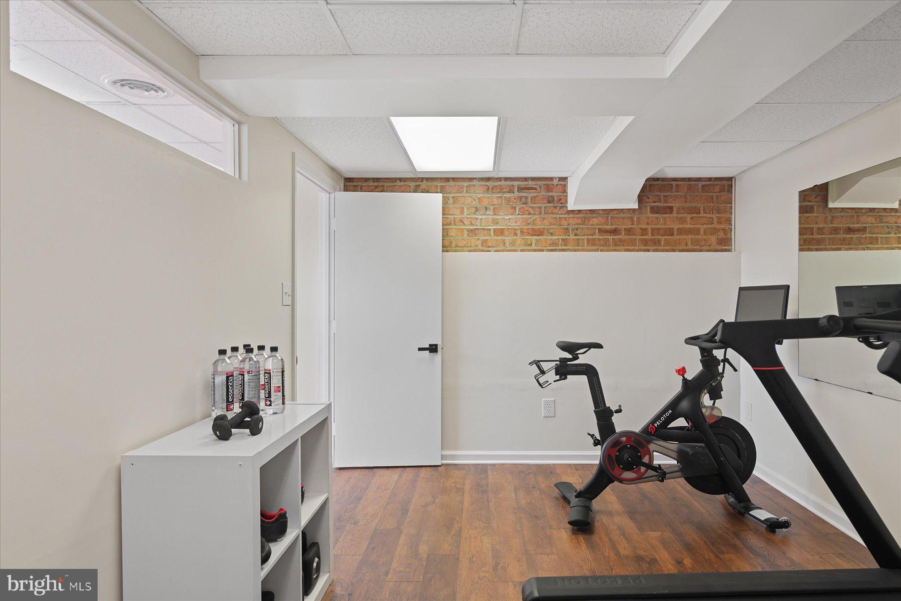 OAKMONT GREEN - Residential