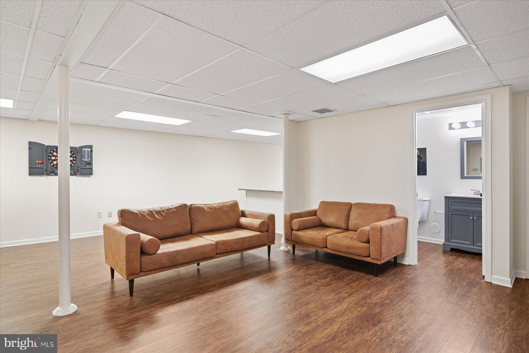 OAKMONT GREEN - Residential