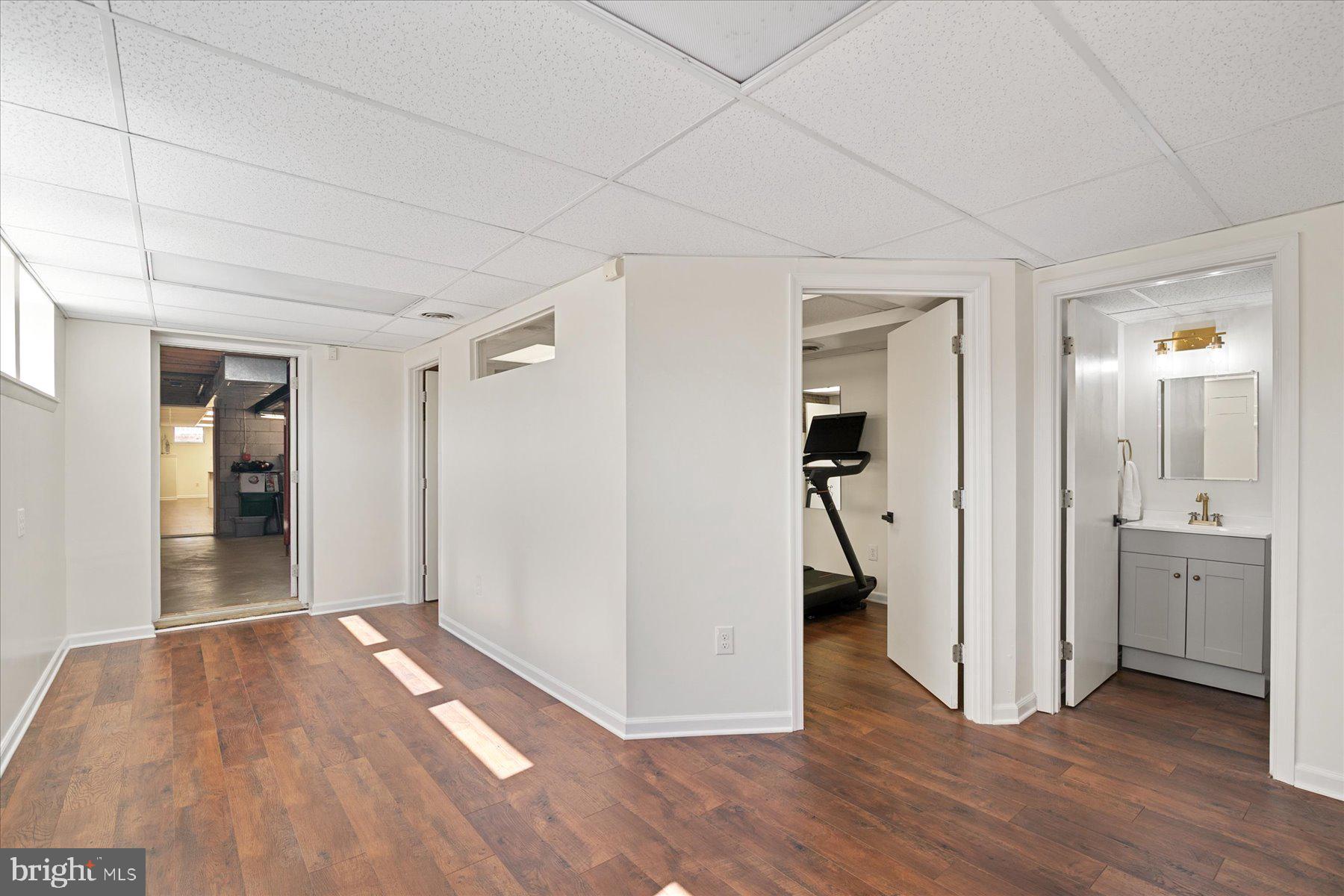 OAKMONT GREEN - Residential