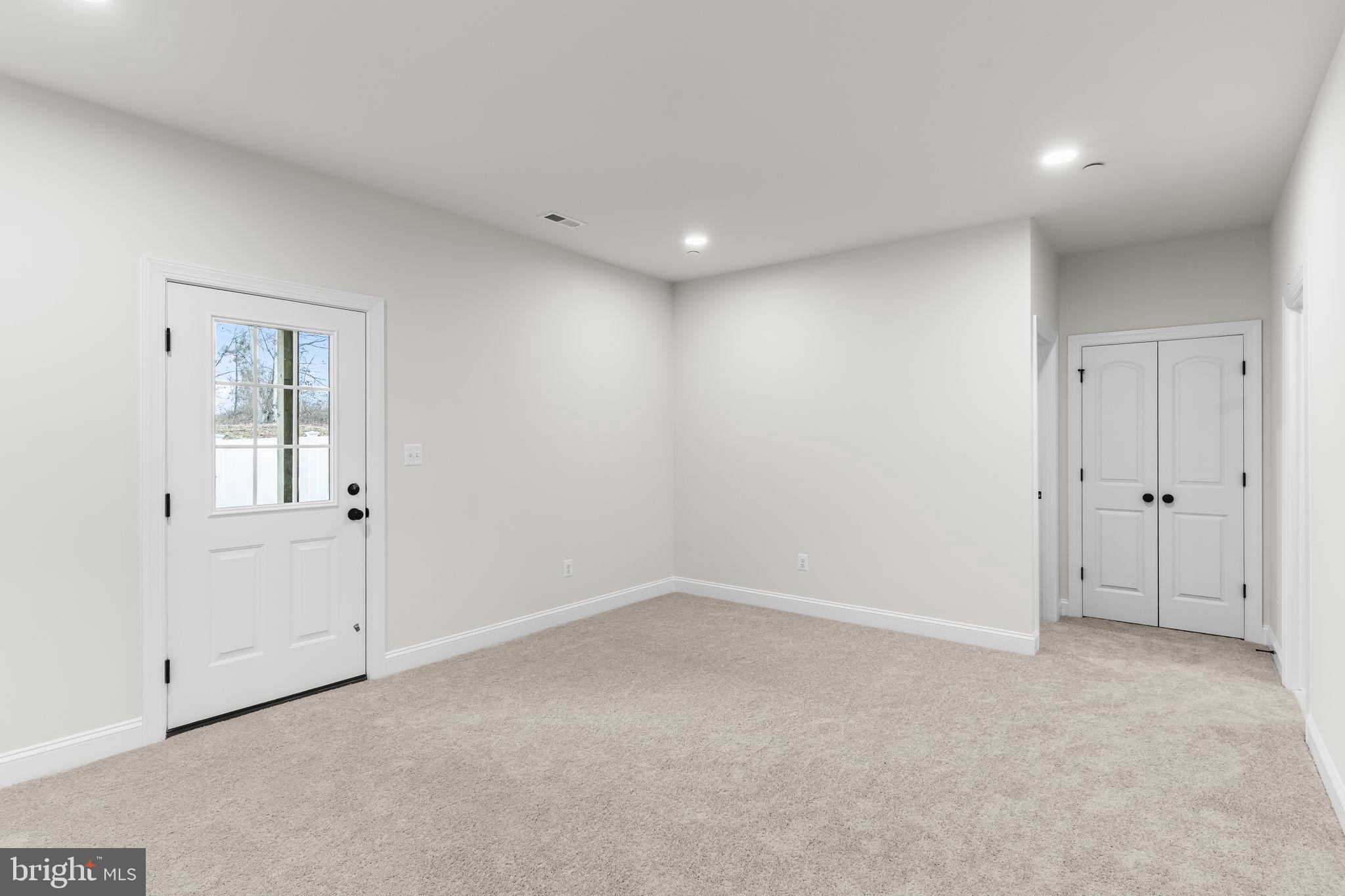 MEADOWS AT TOWN RUN II - Residential