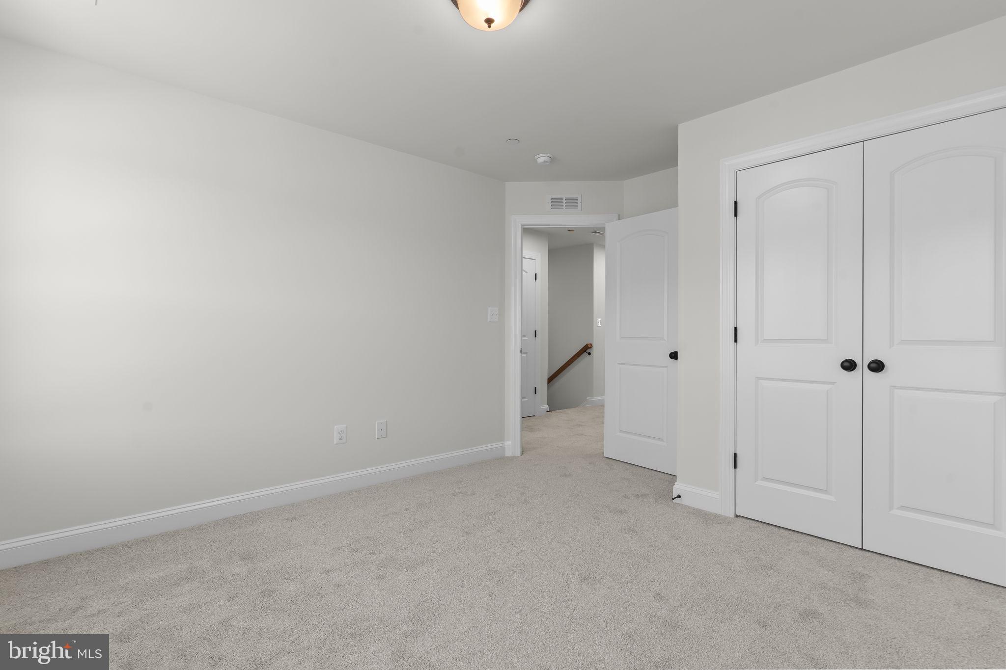 MEADOWS AT TOWN RUN II - Residential