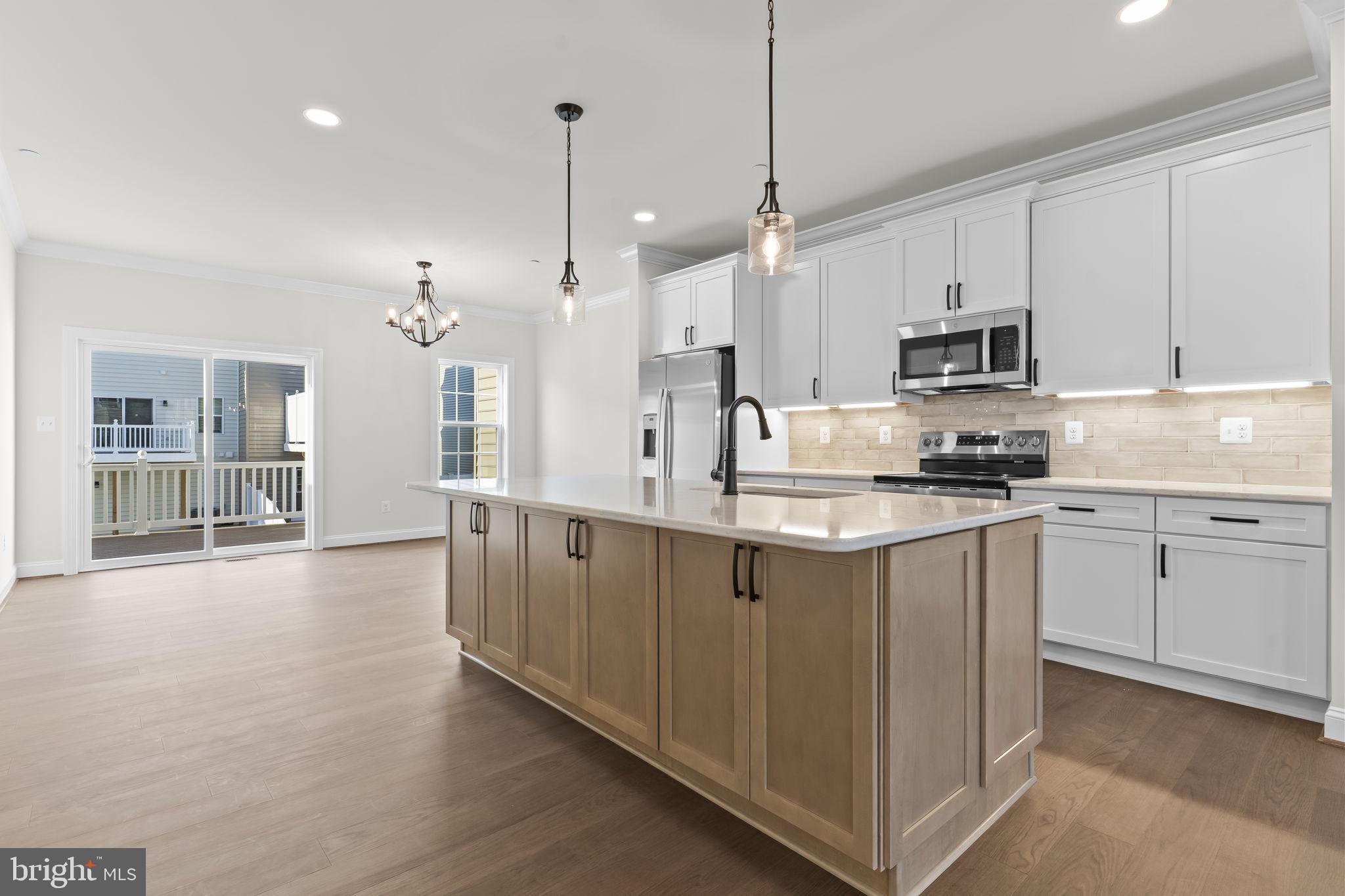 MEADOWS AT TOWN RUN II - Residential