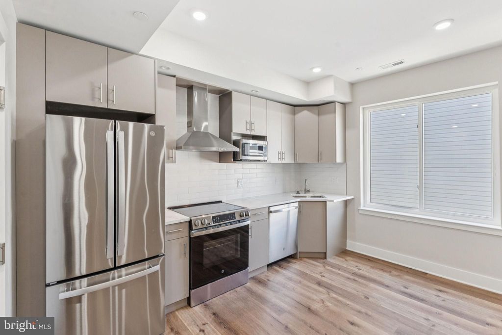 Photo of 1436 Parrish Street #D, PHILADELPHIA, PA 19130 (MLS # PAPH2569258)