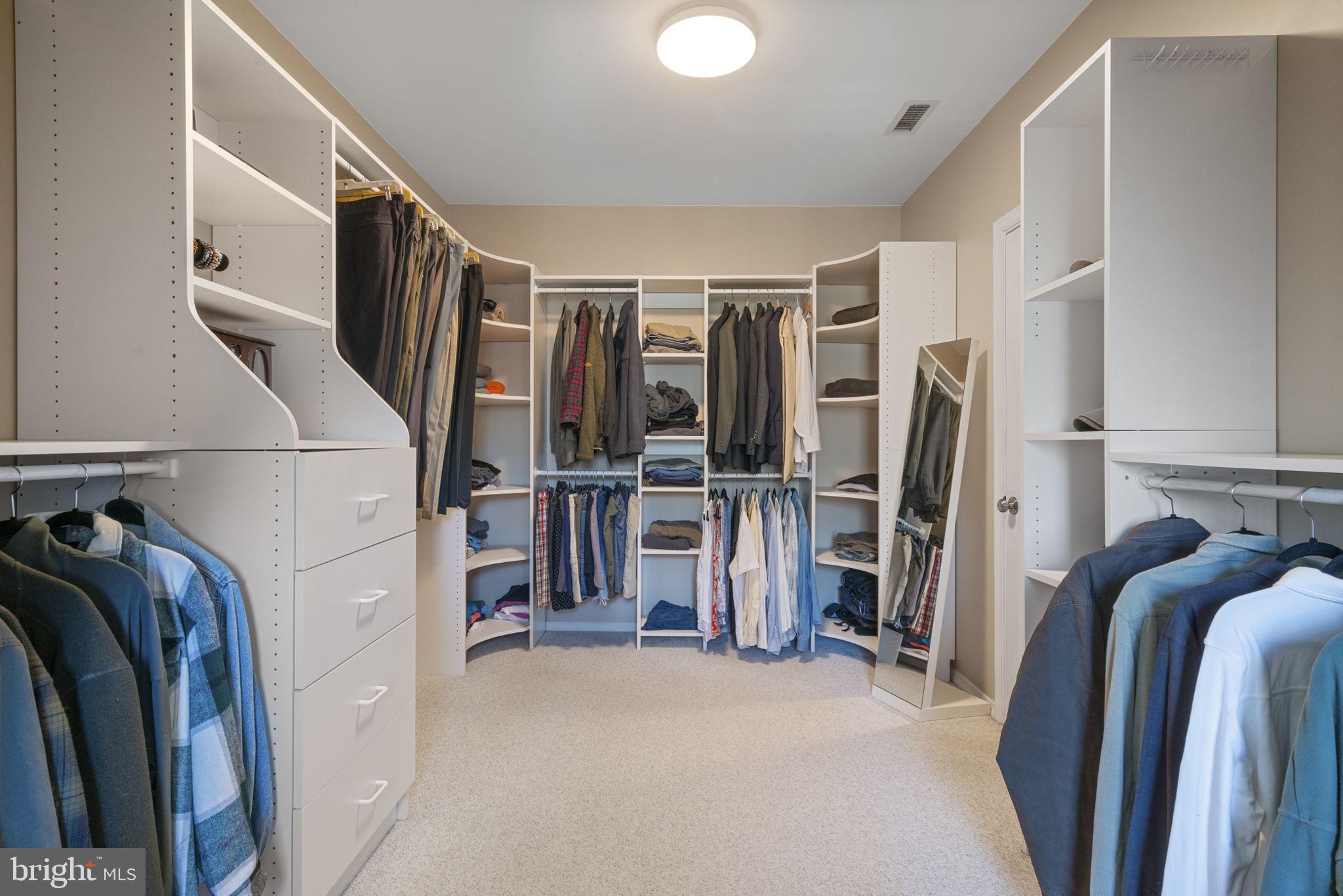 WINDSOR FOREST - Residential