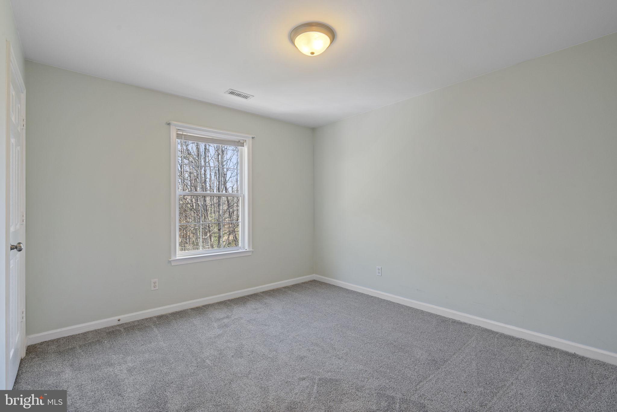 WINDSOR FOREST - Residential