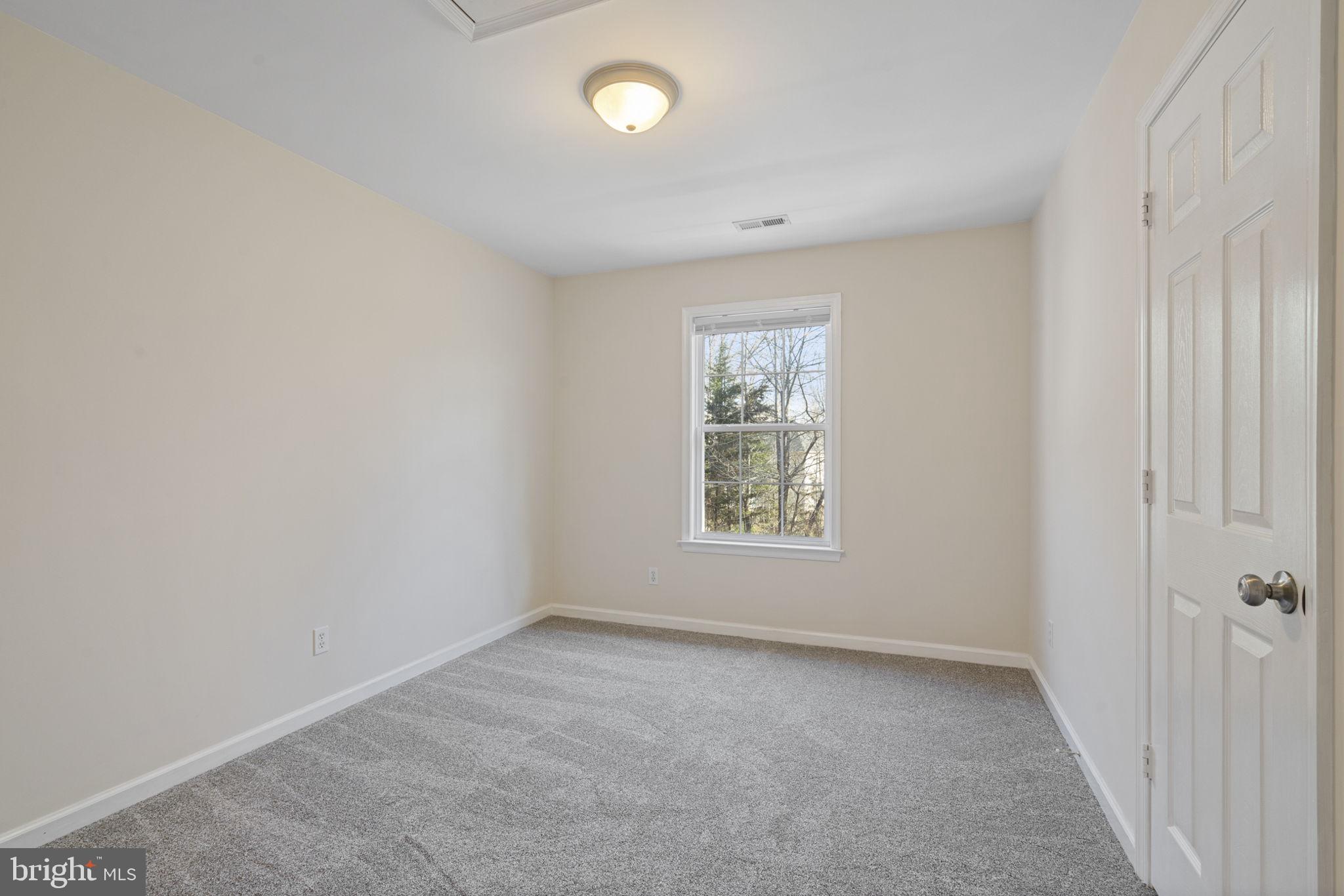 WINDSOR FOREST - Residential