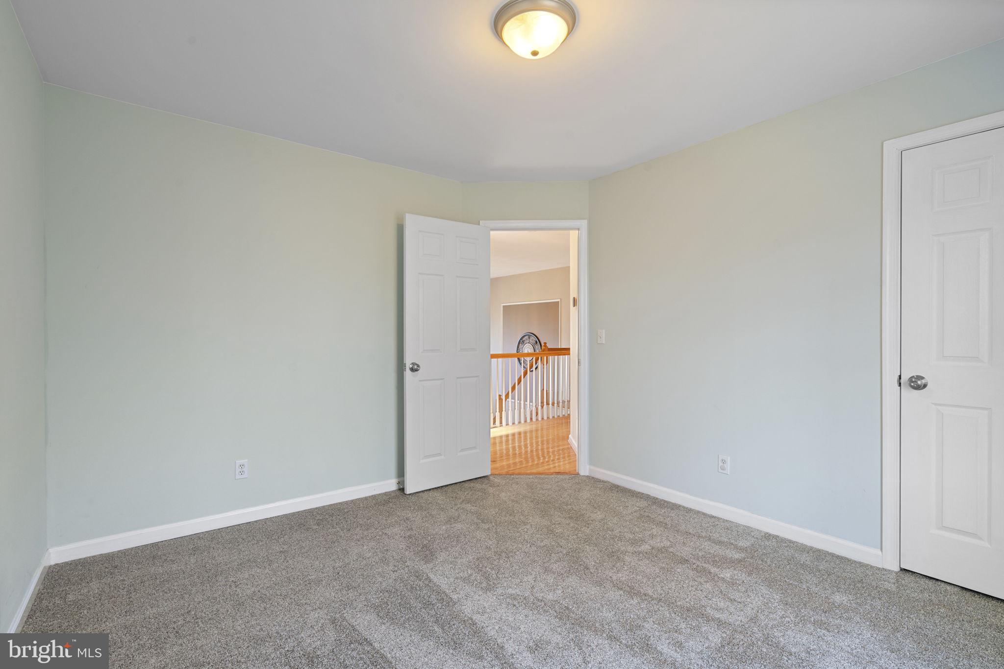 WINDSOR FOREST - Residential