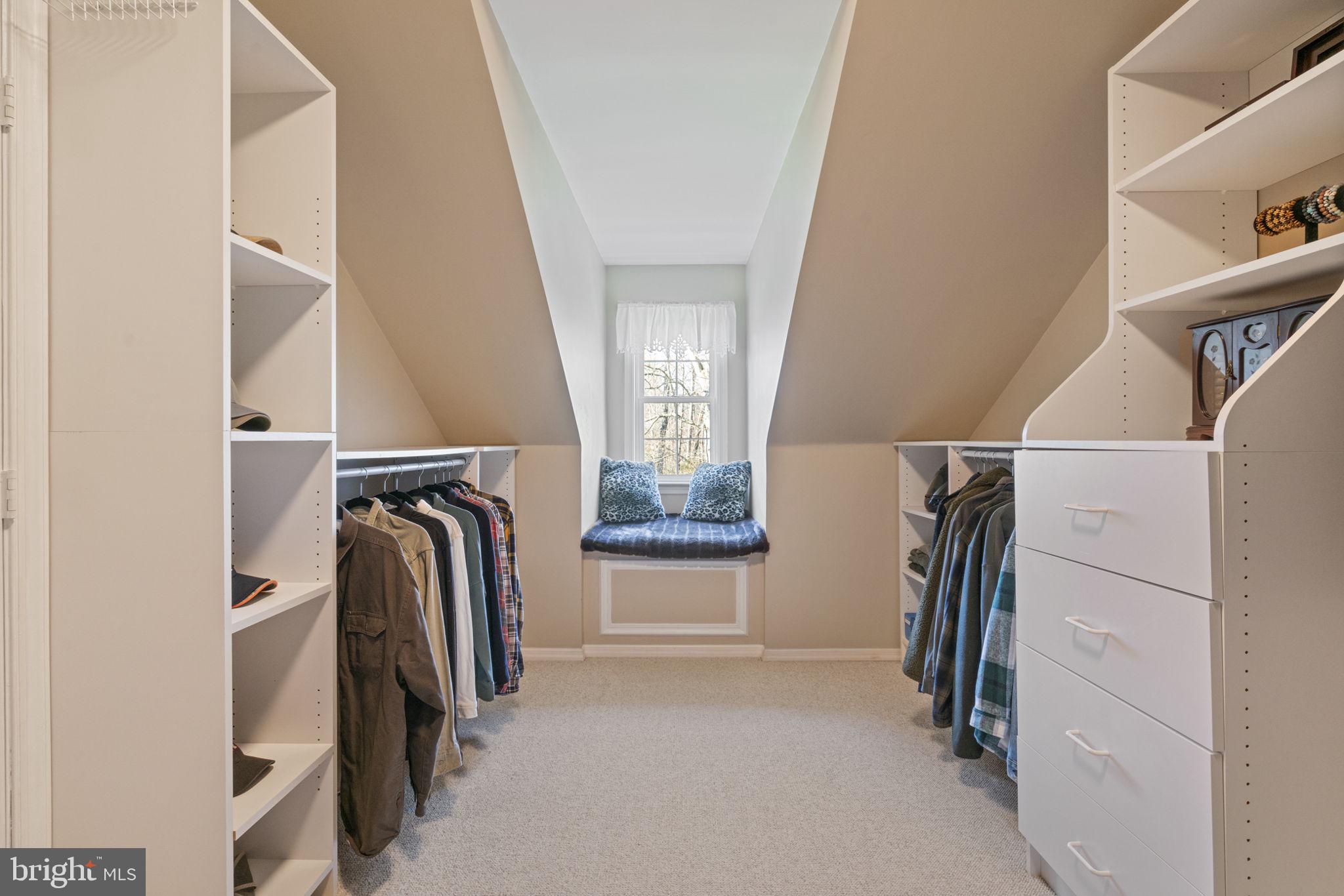 WINDSOR FOREST - Residential