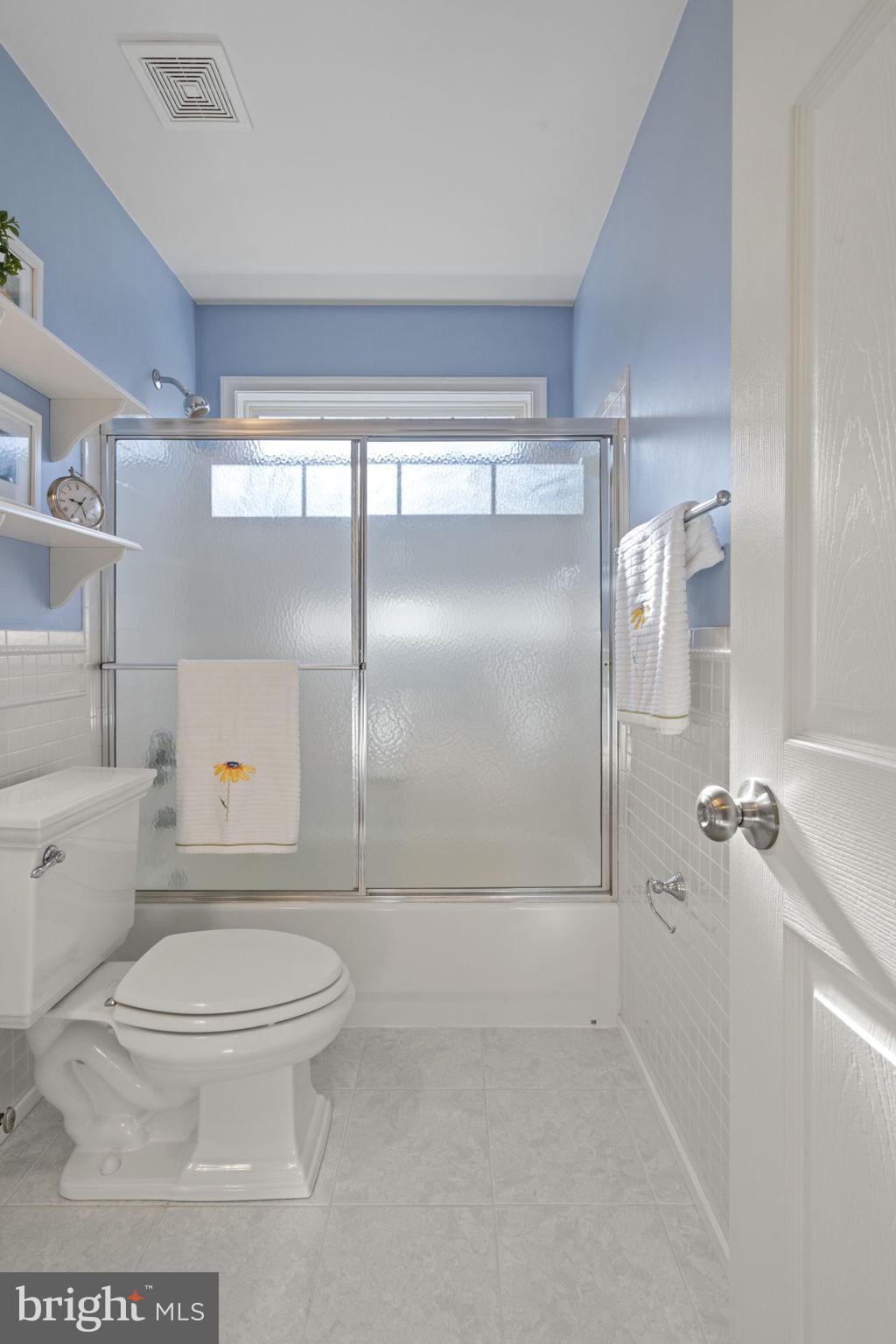 WINDSOR FOREST - Residential