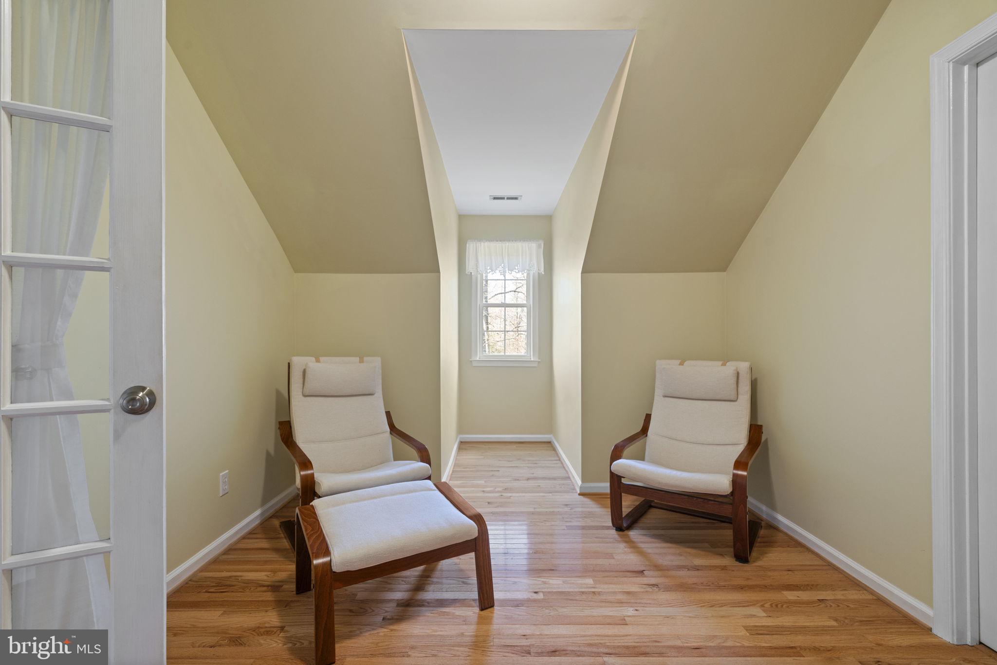 WINDSOR FOREST - Residential