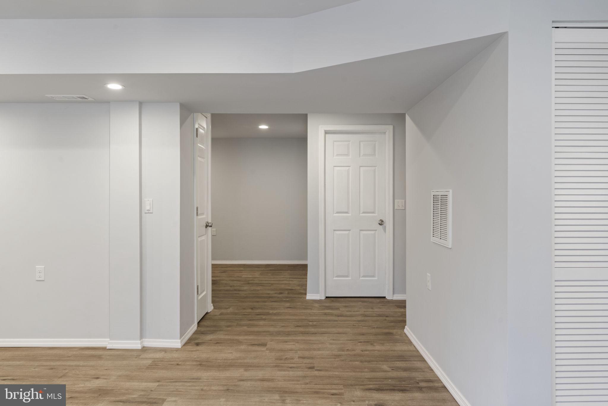 WINDSOR FOREST - Residential