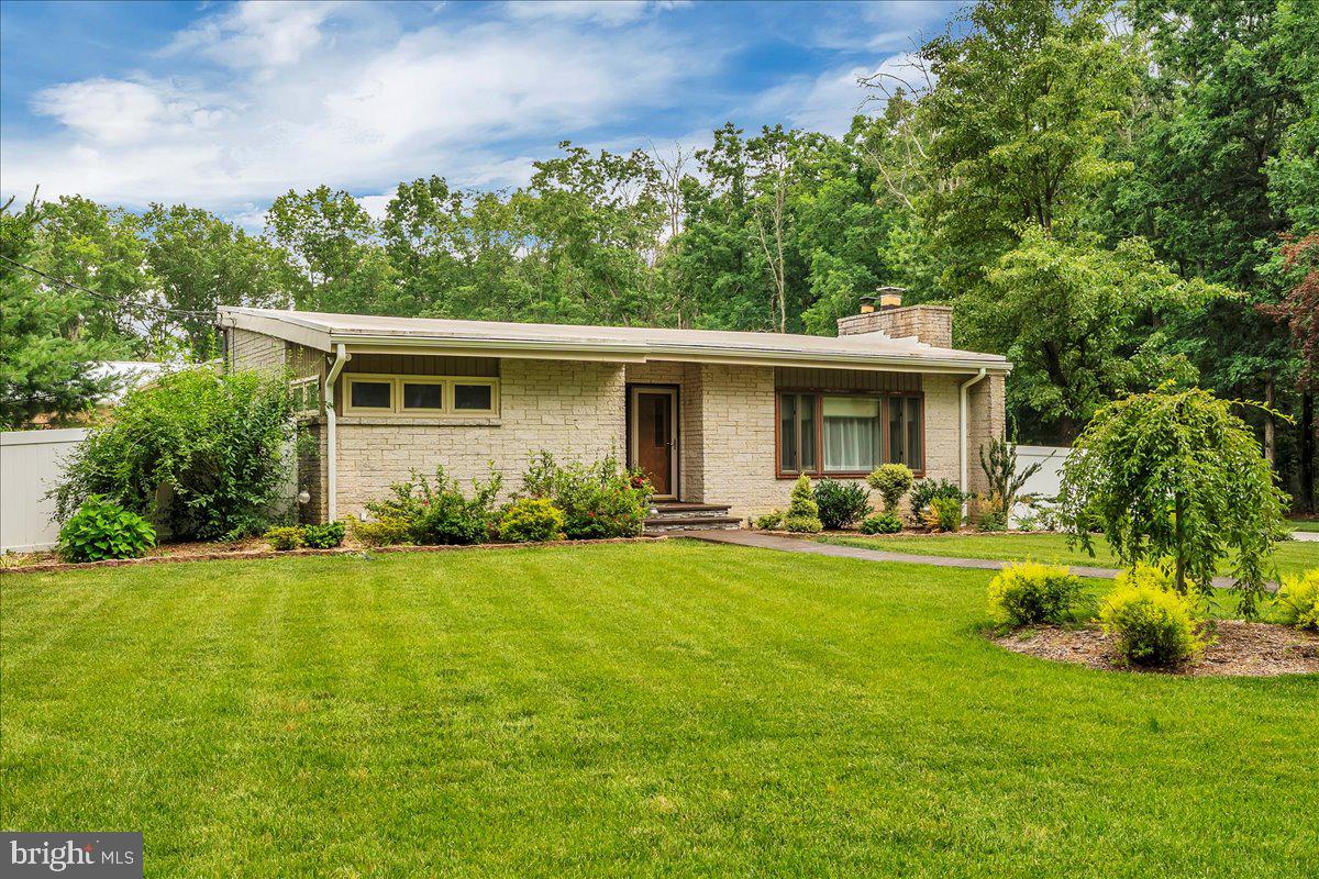 64 BLUE ANCHOR ROAD