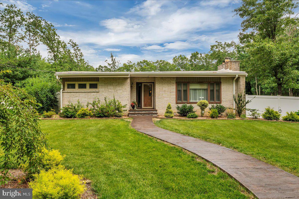 64 BLUE ANCHOR ROAD