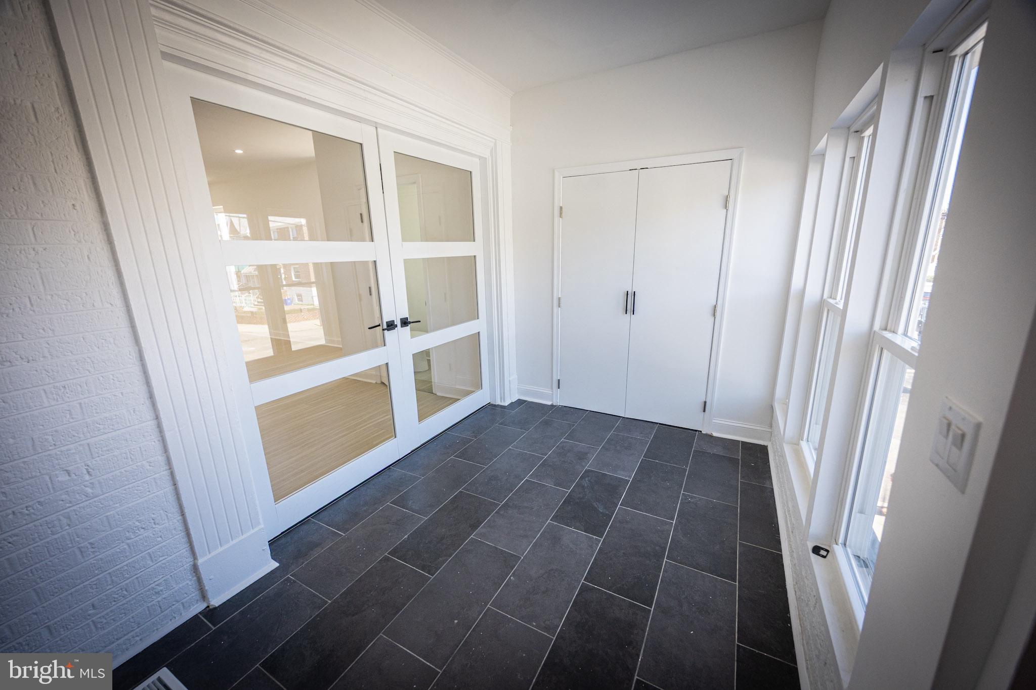 PHILADELPHIA (SOUTHWEST) - Residential