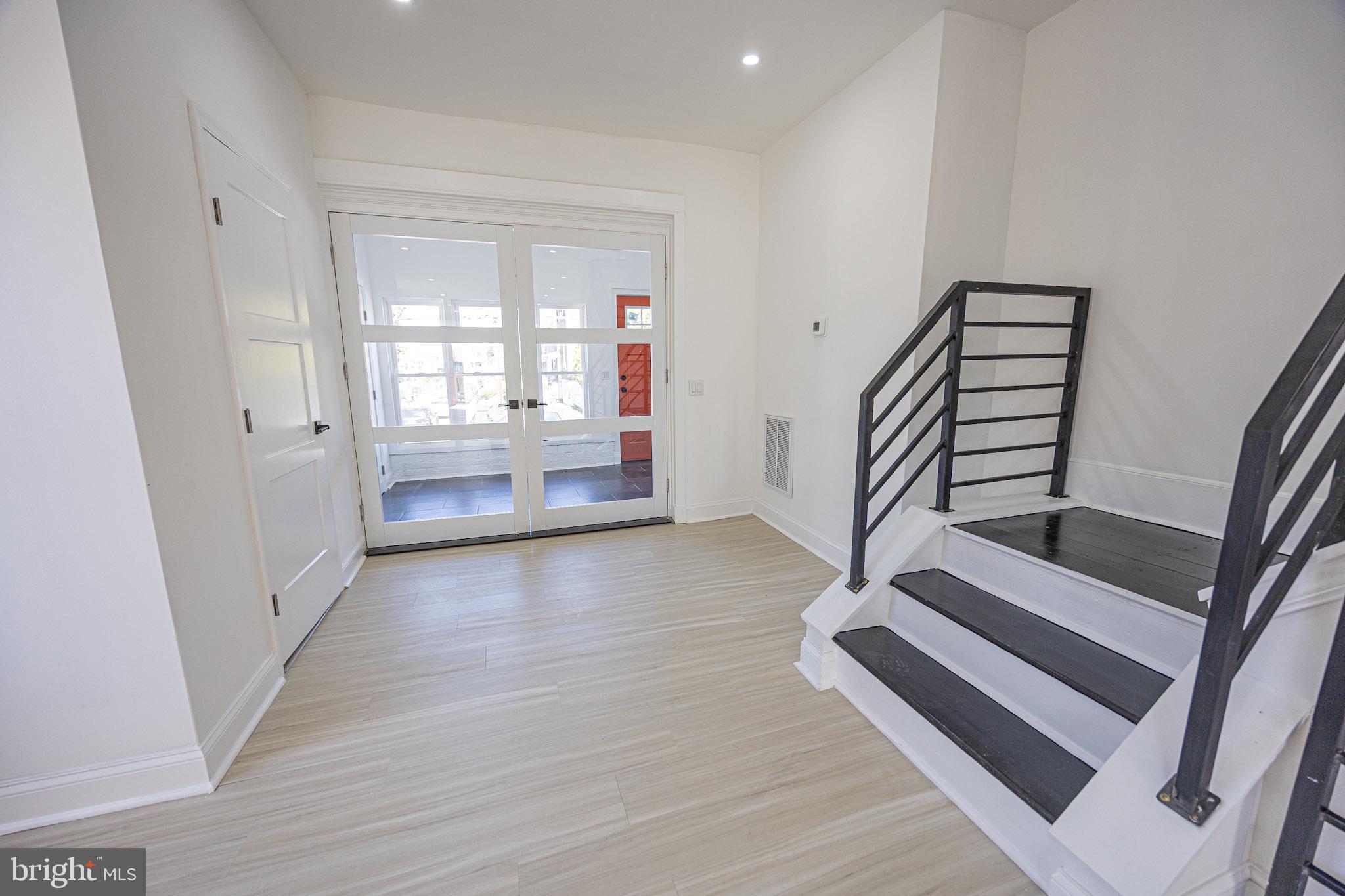 PHILADELPHIA (SOUTHWEST) - Residential