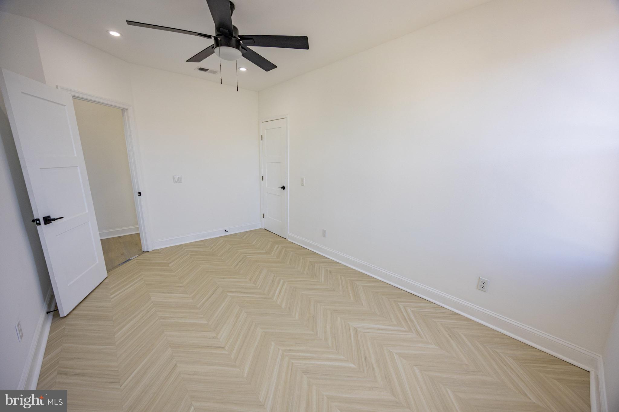 PHILADELPHIA (SOUTHWEST) - Residential