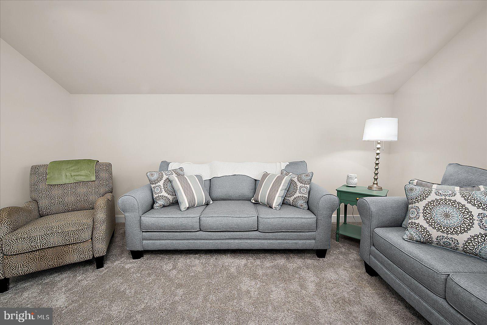 ATLANTIC LAKES - Residential