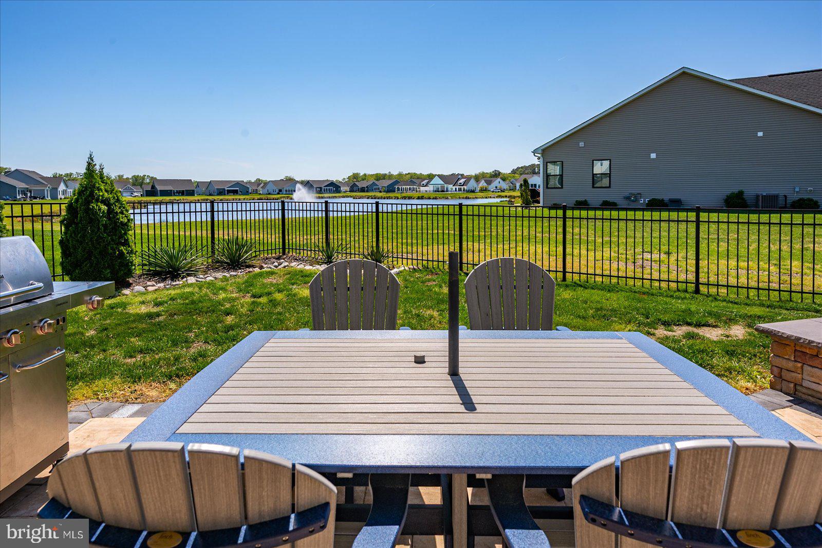 ATLANTIC LAKES - Residential