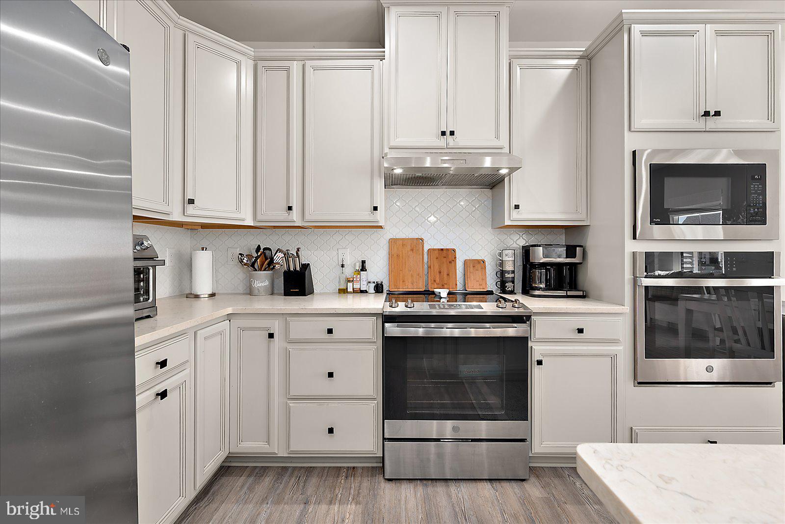ATLANTIC LAKES - Residential