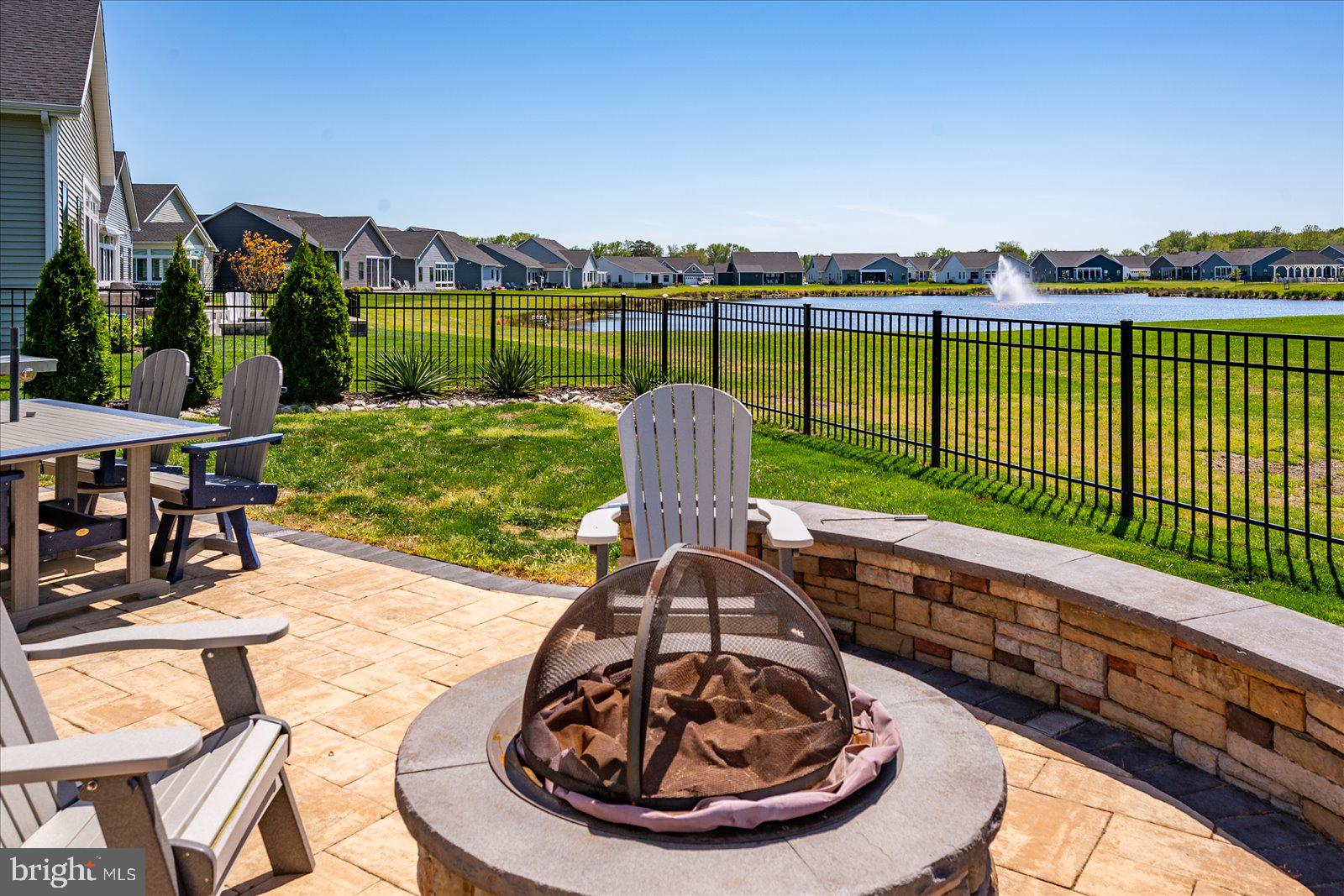ATLANTIC LAKES - Residential