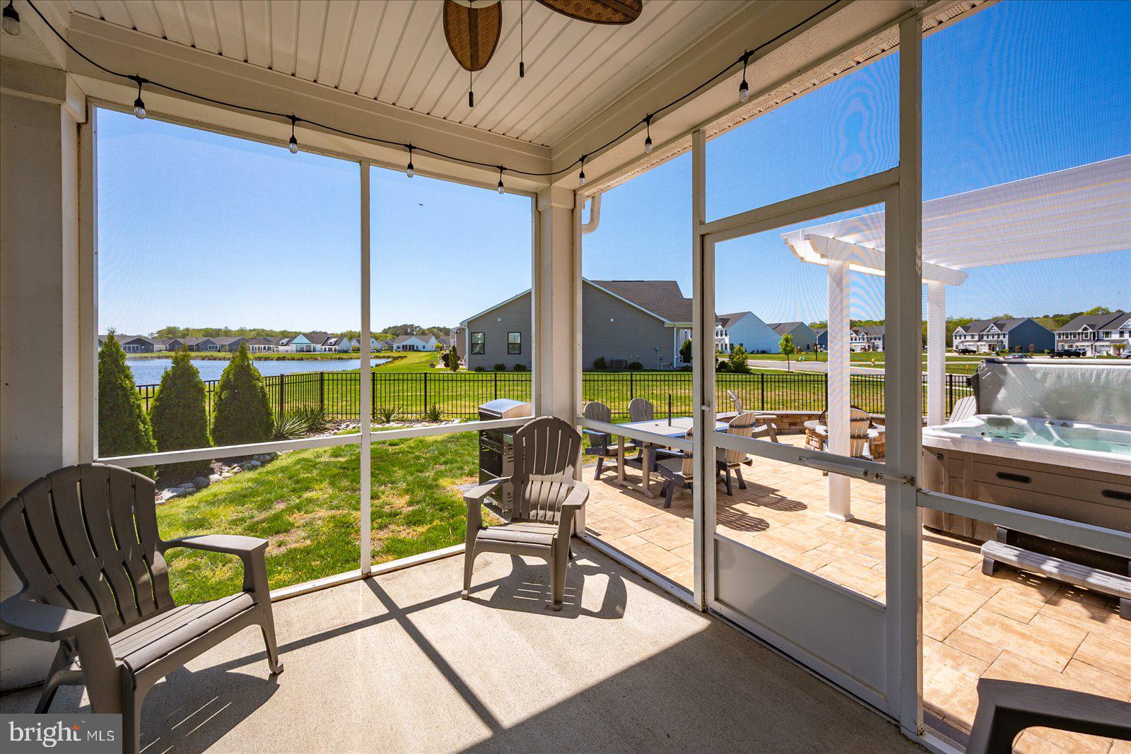 ATLANTIC LAKES - Residential