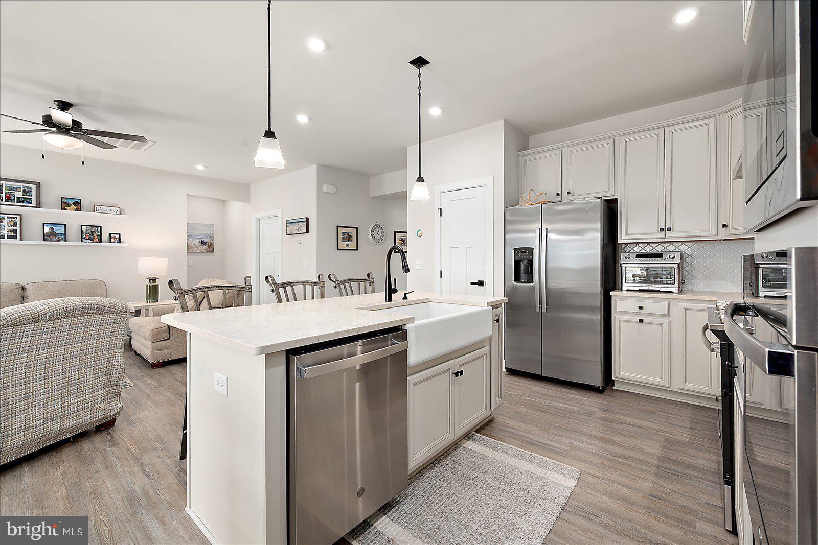 ATLANTIC LAKES - Residential