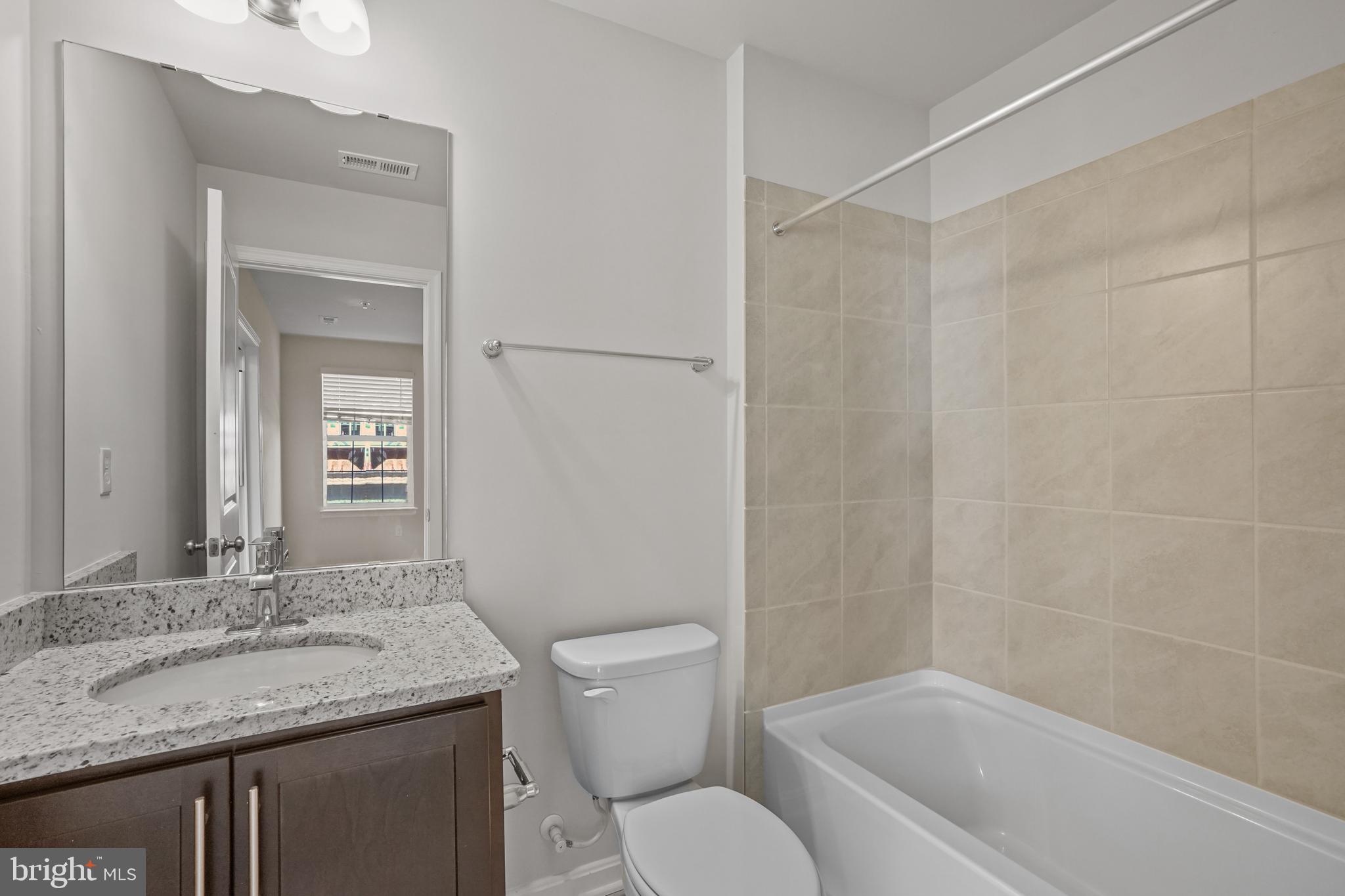 WOODYARD - Residential