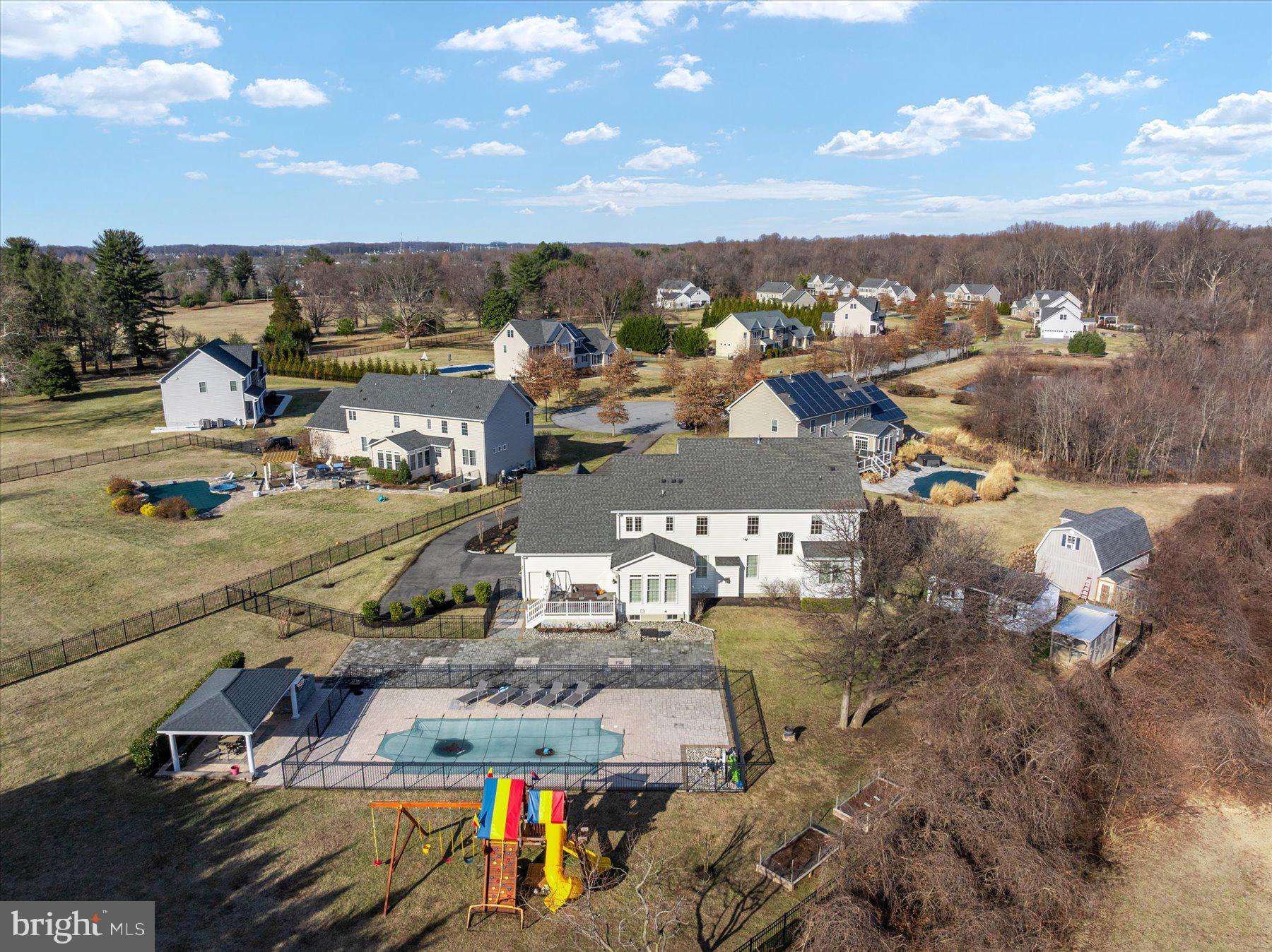 DUCKETT FARM - Residential