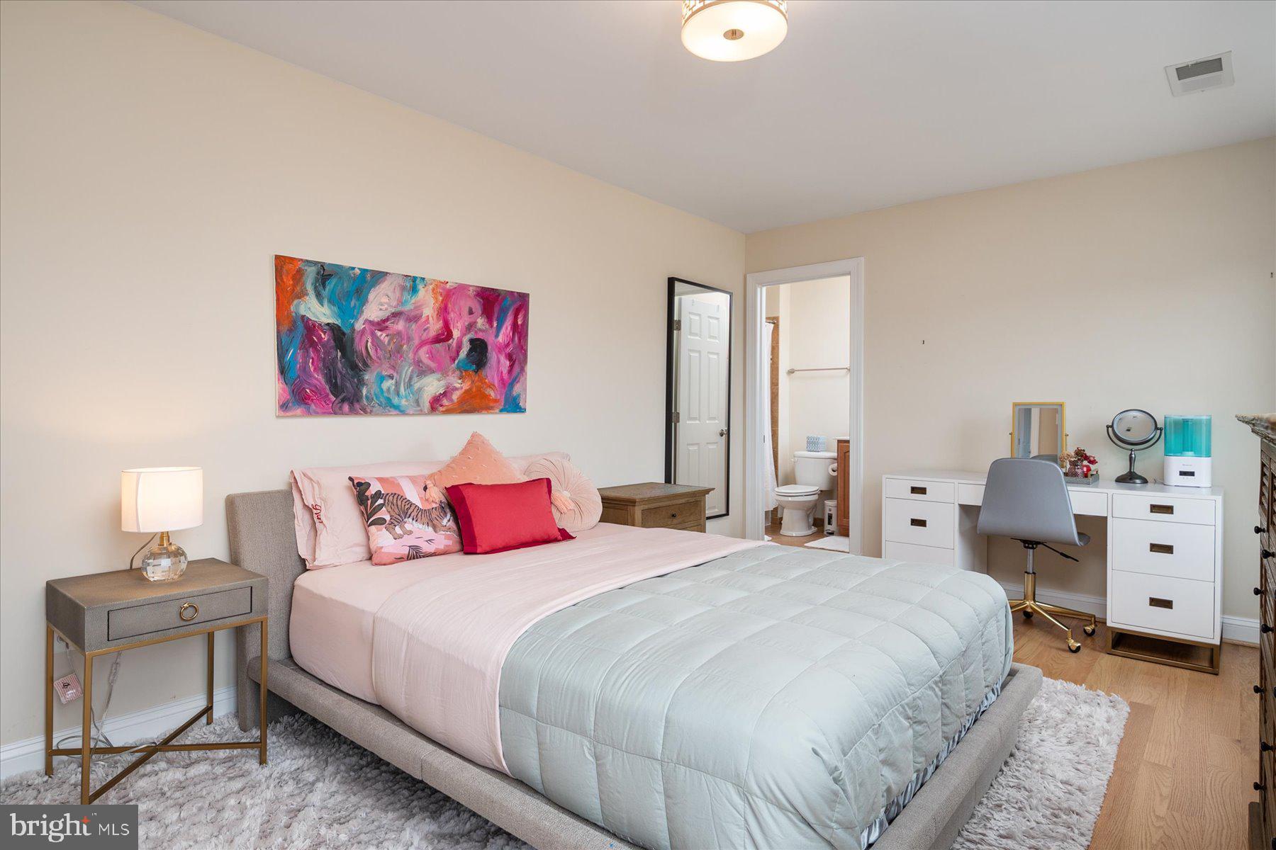 DUCKETT FARM - Residential