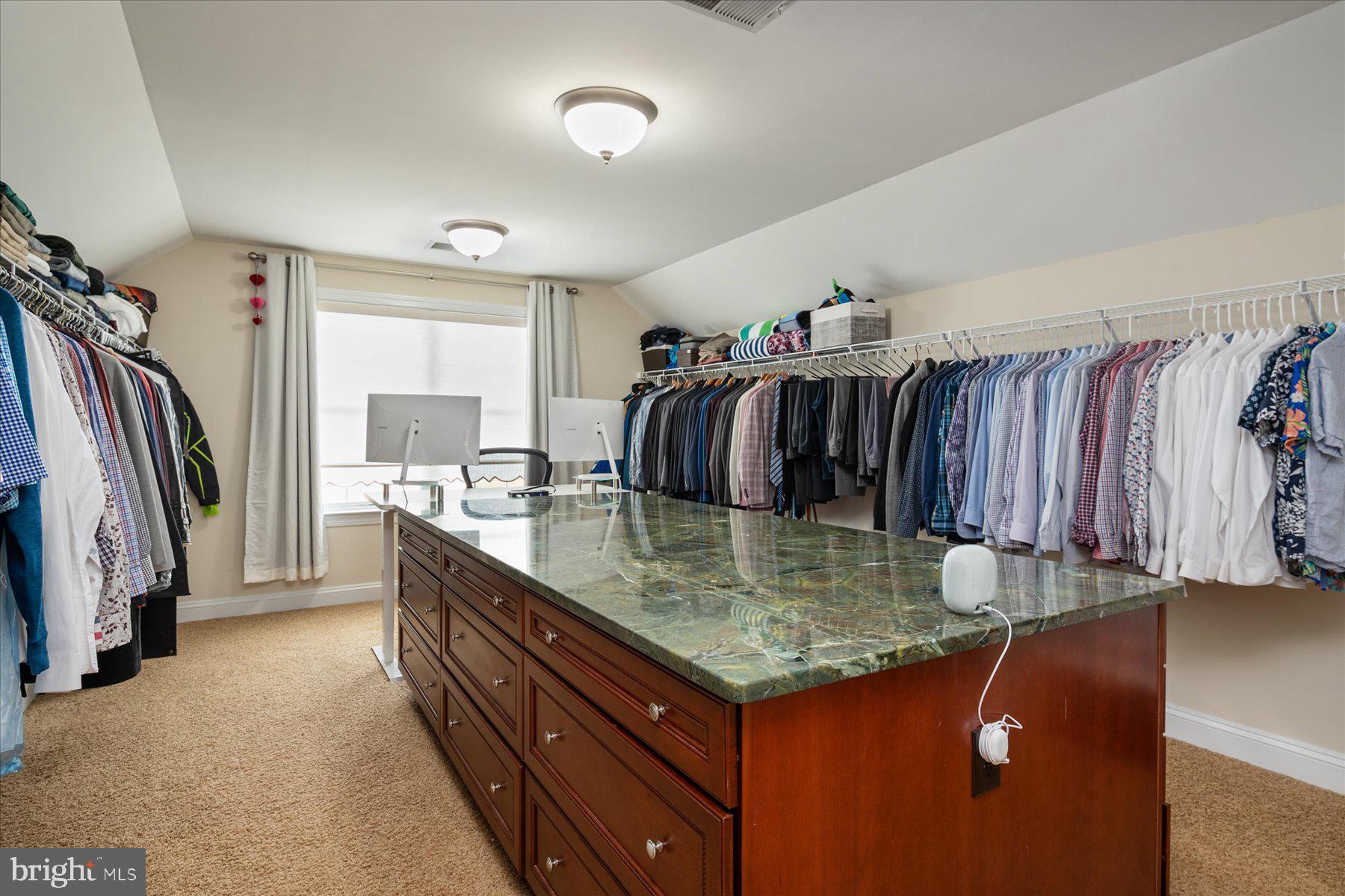 DUCKETT FARM - Residential