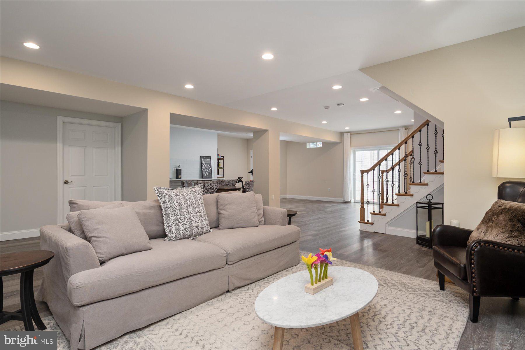 DUCKETT FARM - Residential