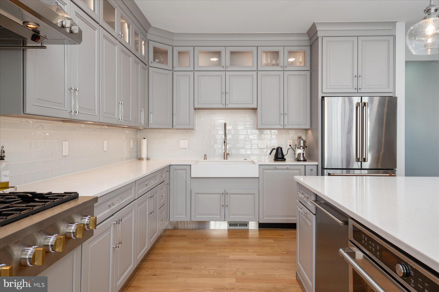 DUCKETT FARM - Residential