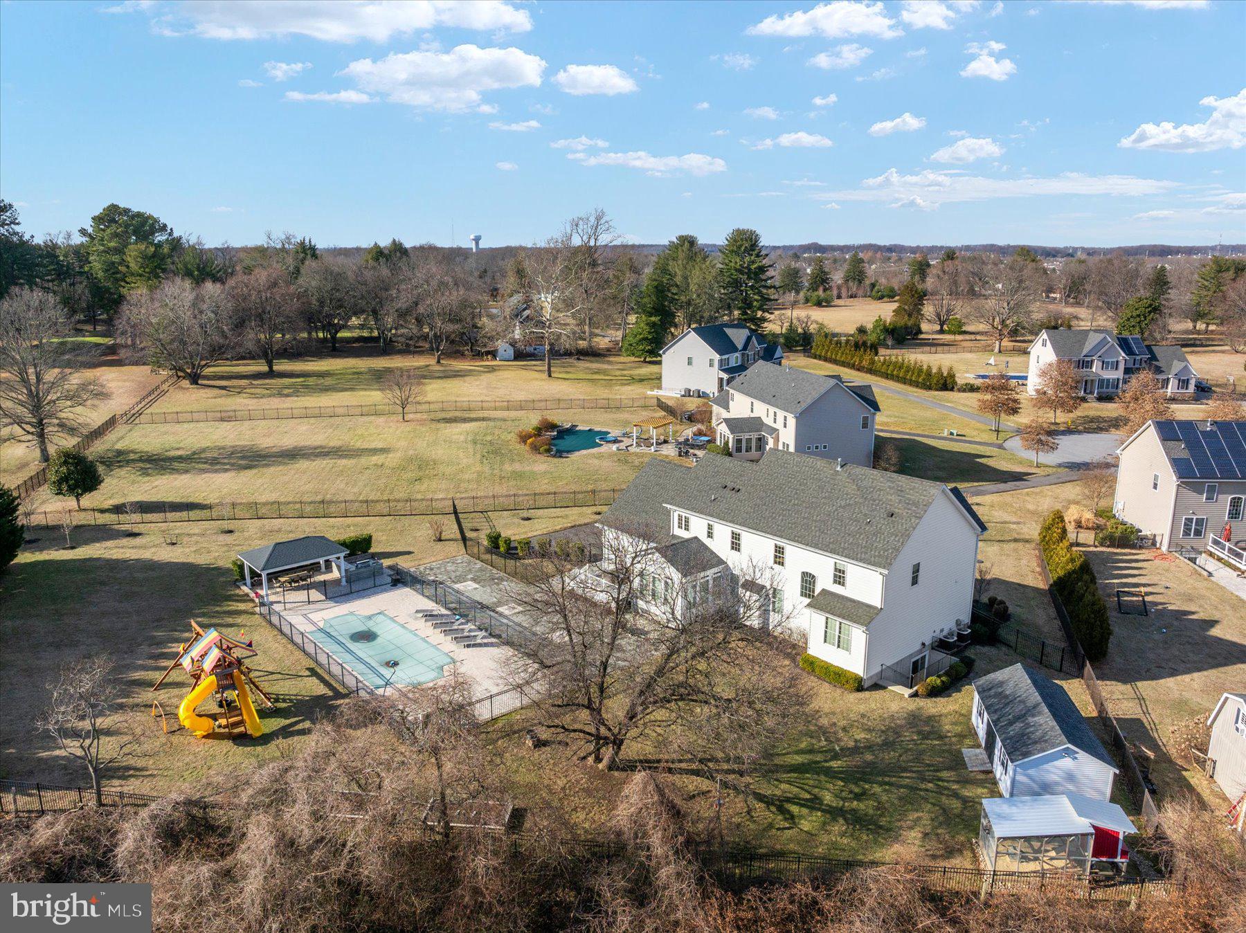 DUCKETT FARM - Residential