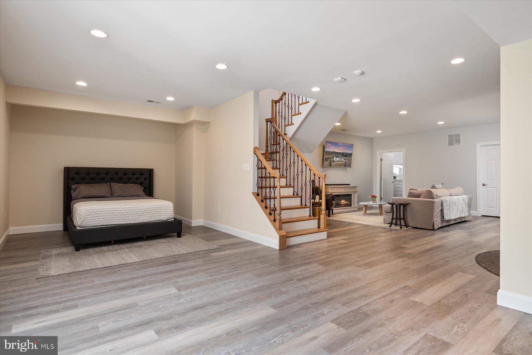 DUCKETT FARM - Residential