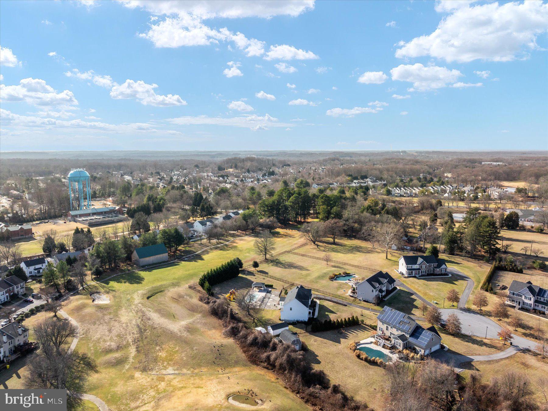 DUCKETT FARM - Residential