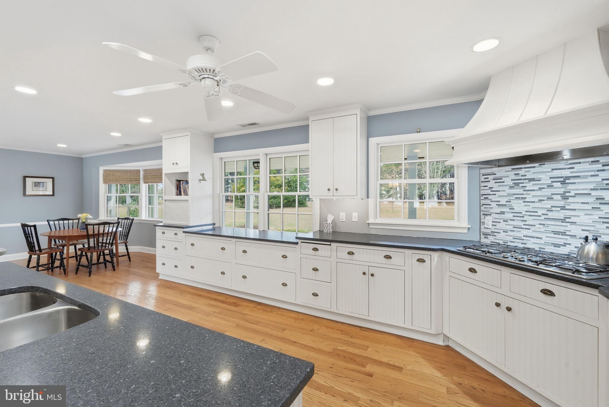 DRUM POINT - Residential