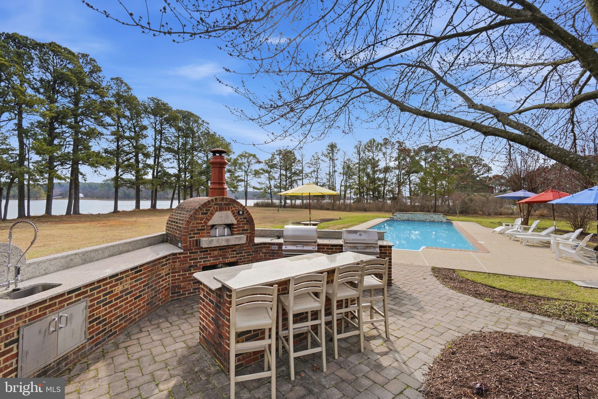 DRUM POINT - Residential