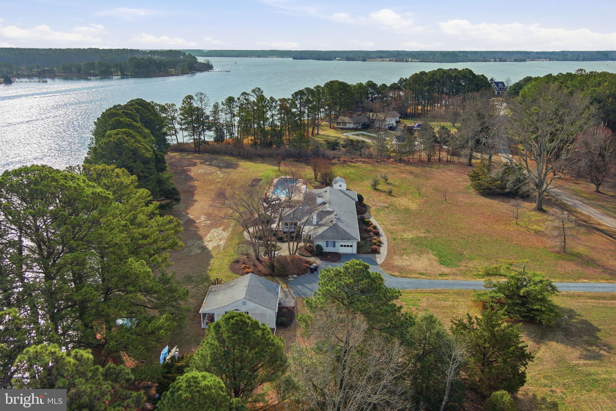 DRUM POINT - Residential