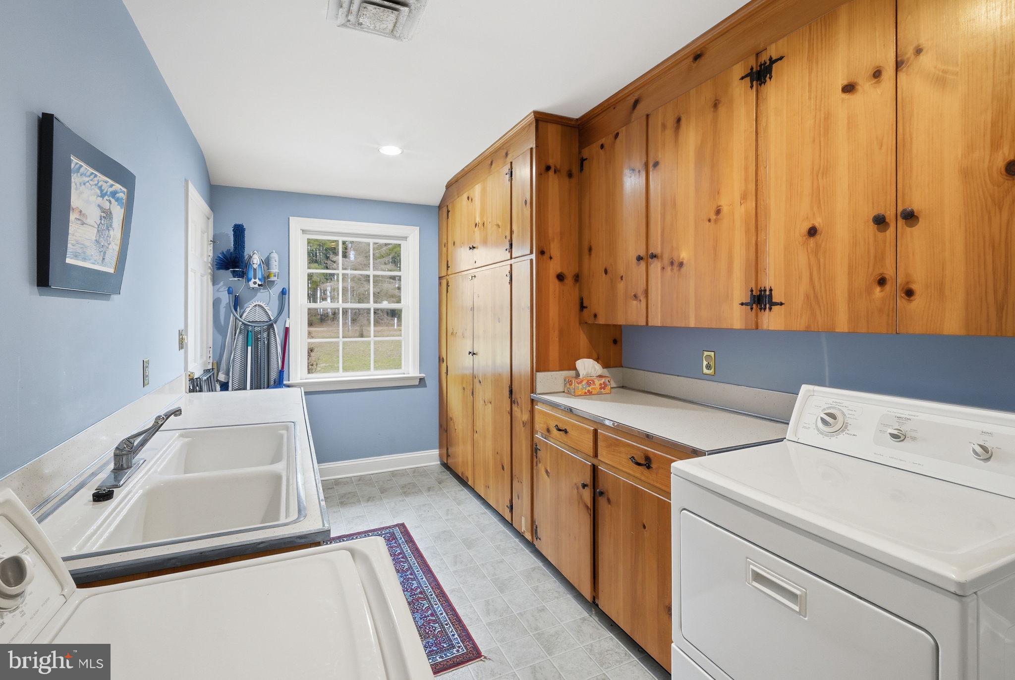 DRUM POINT - Residential