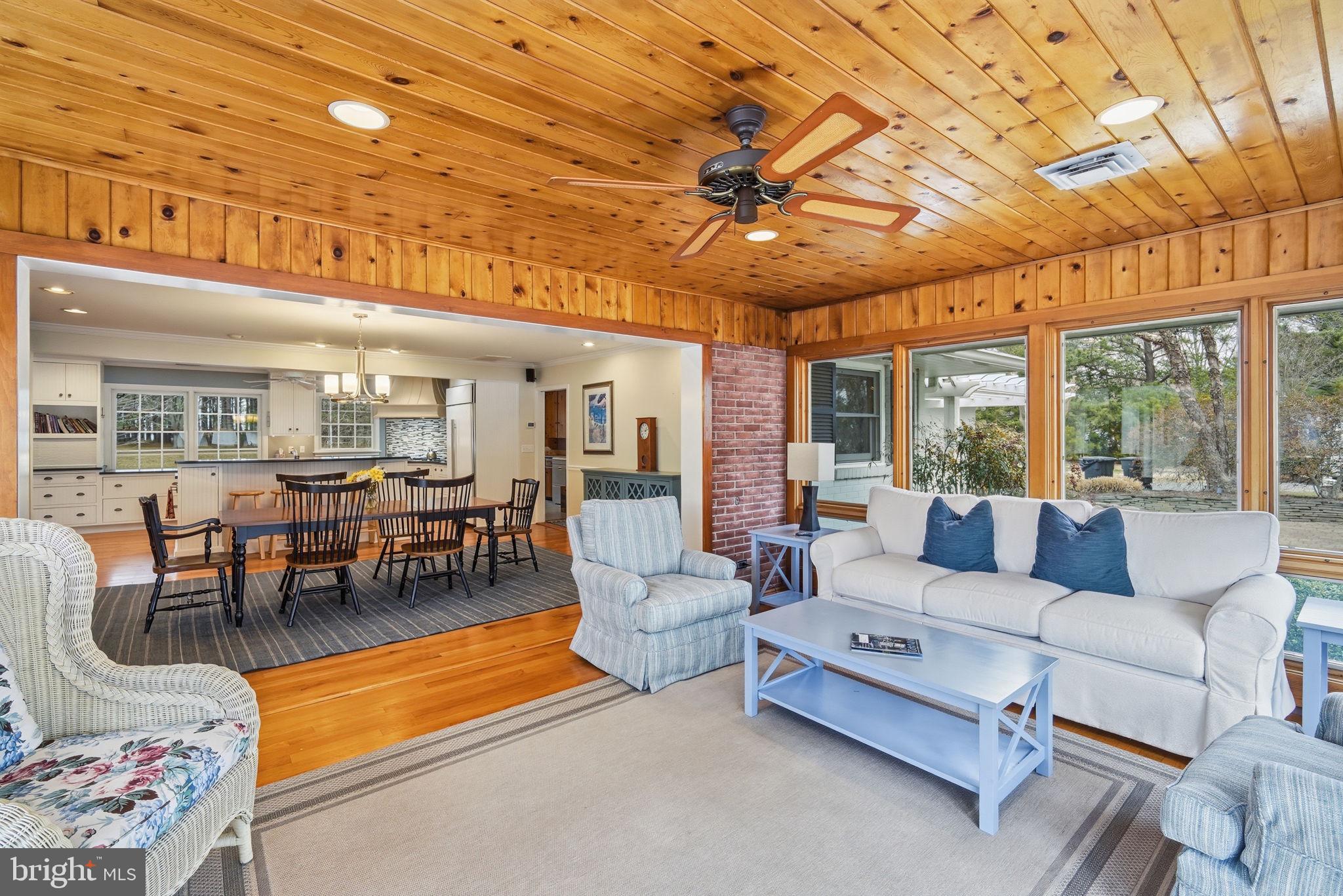 DRUM POINT - Residential